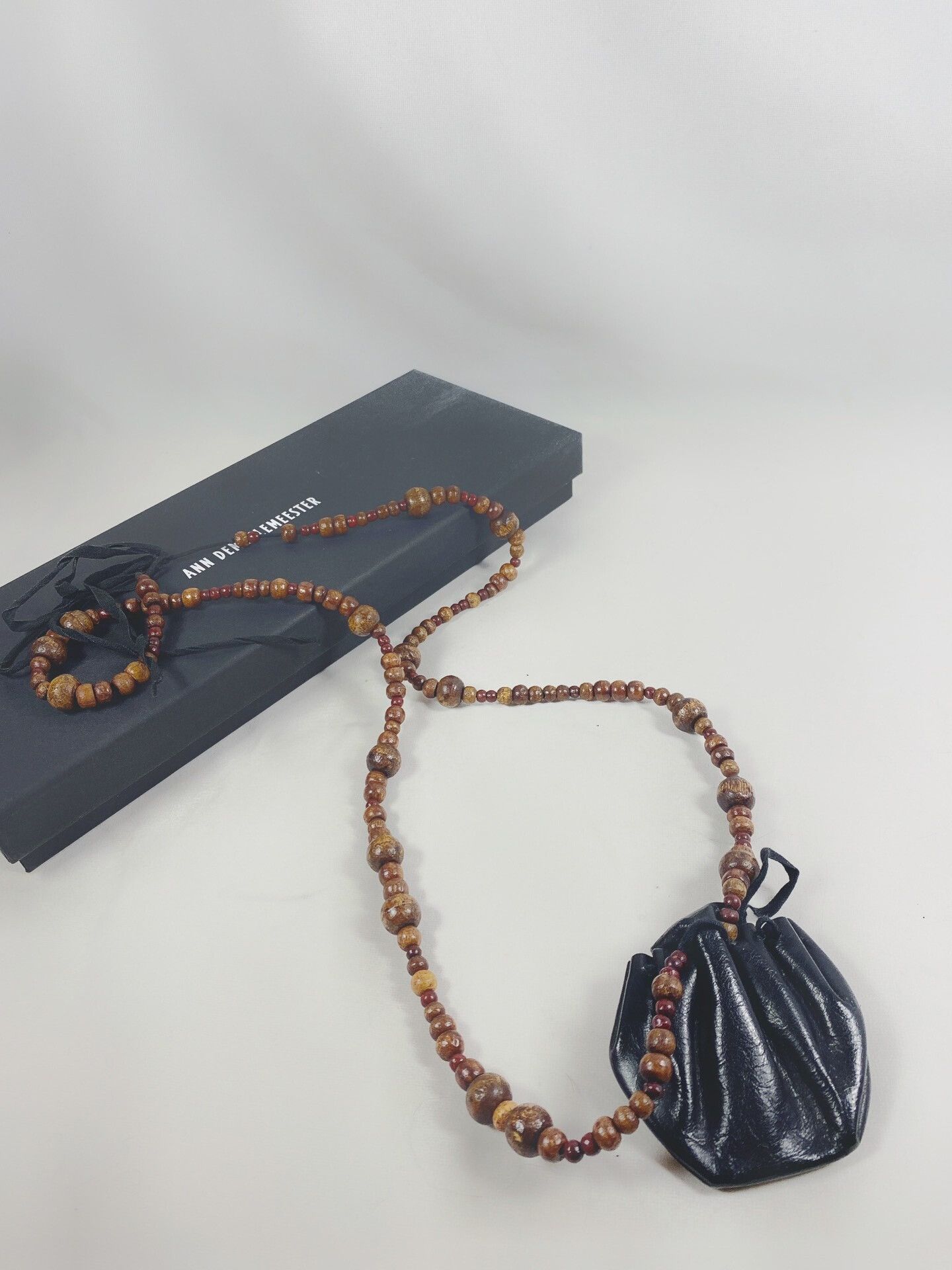 Ann Demeulemeester Ann Demeulemeester Wooden Beaded Mini Bag Necklace Size ONE SIZE - 5 Thumbnail