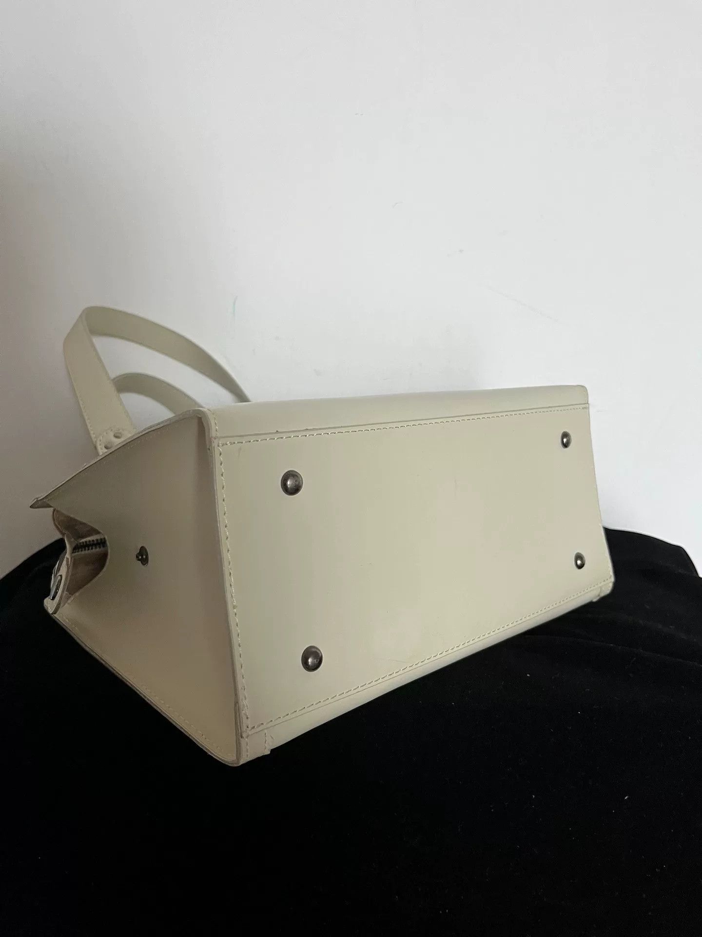 Jean Paul Gaultier Jean Paul Gaultier Teddy Bear White Handbag Size ONE SIZE - 5 Thumbnail