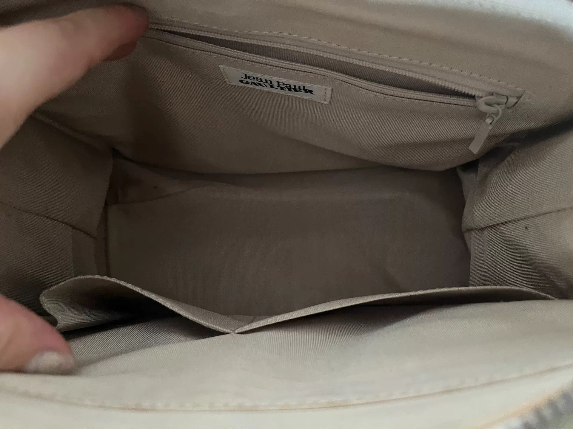 Jean Paul Gaultier Jean Paul Gaultier Teddy Bear White Handbag Size ONE SIZE - 9 Thumbnail