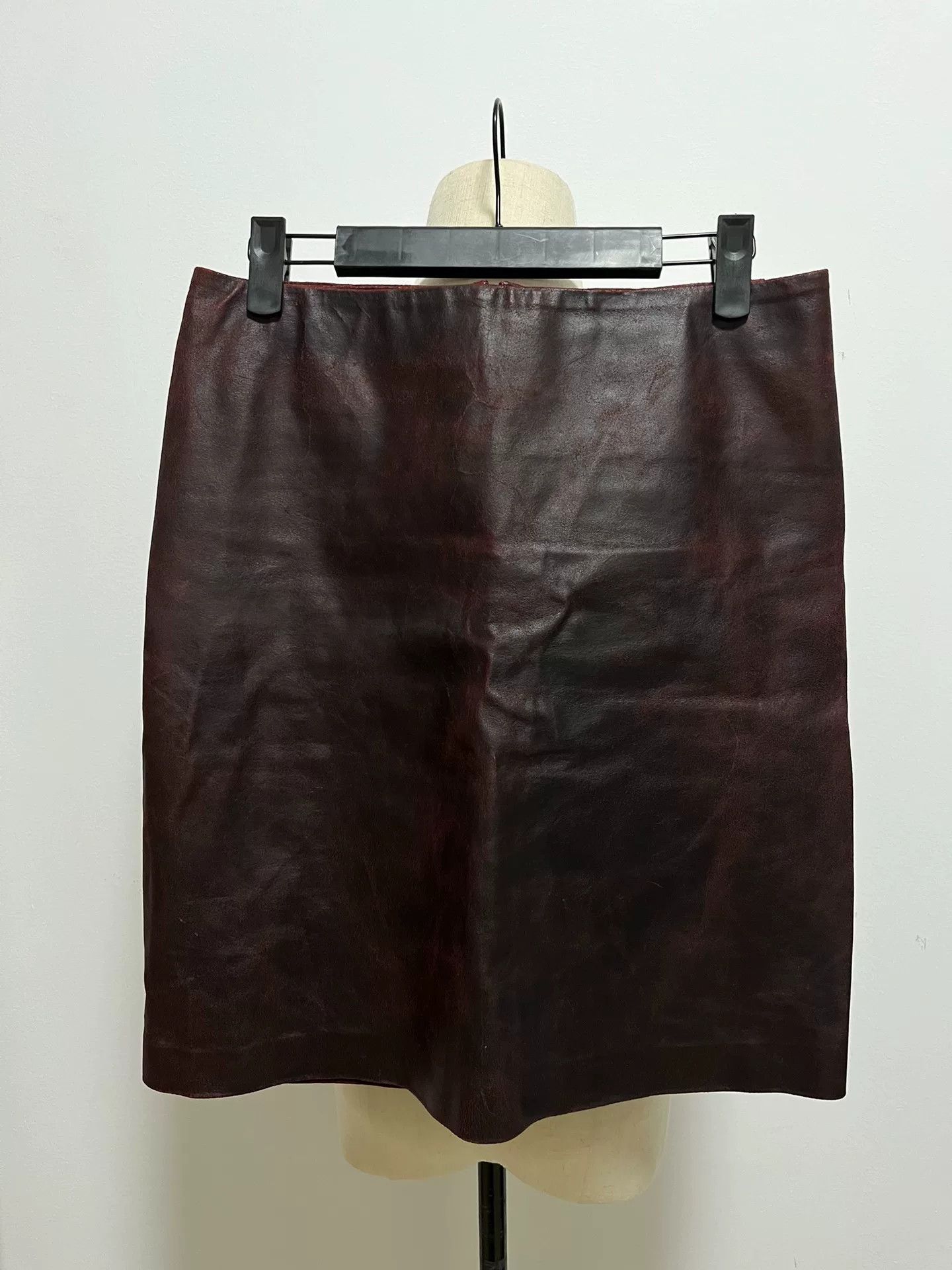 Ann Demeulemeester Ann Demeulemeester Red Cracked Leather Mini Skirt Size 37" - 2 Thumbnail