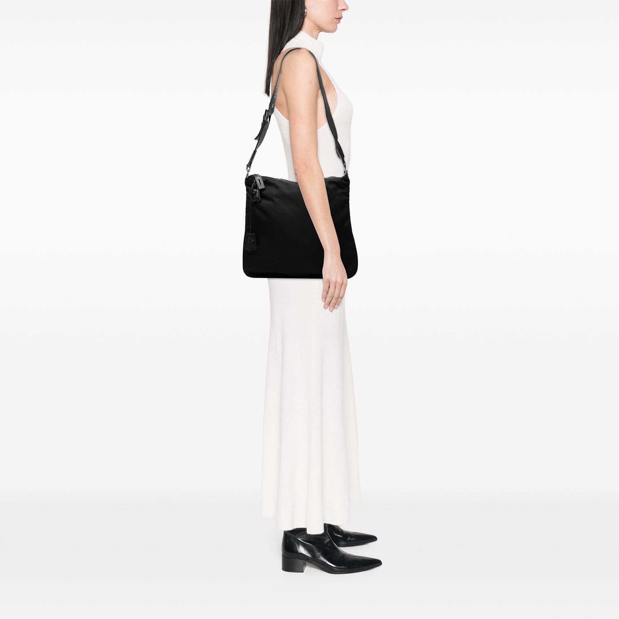 Tessuto Zip Top Shoulder Bag