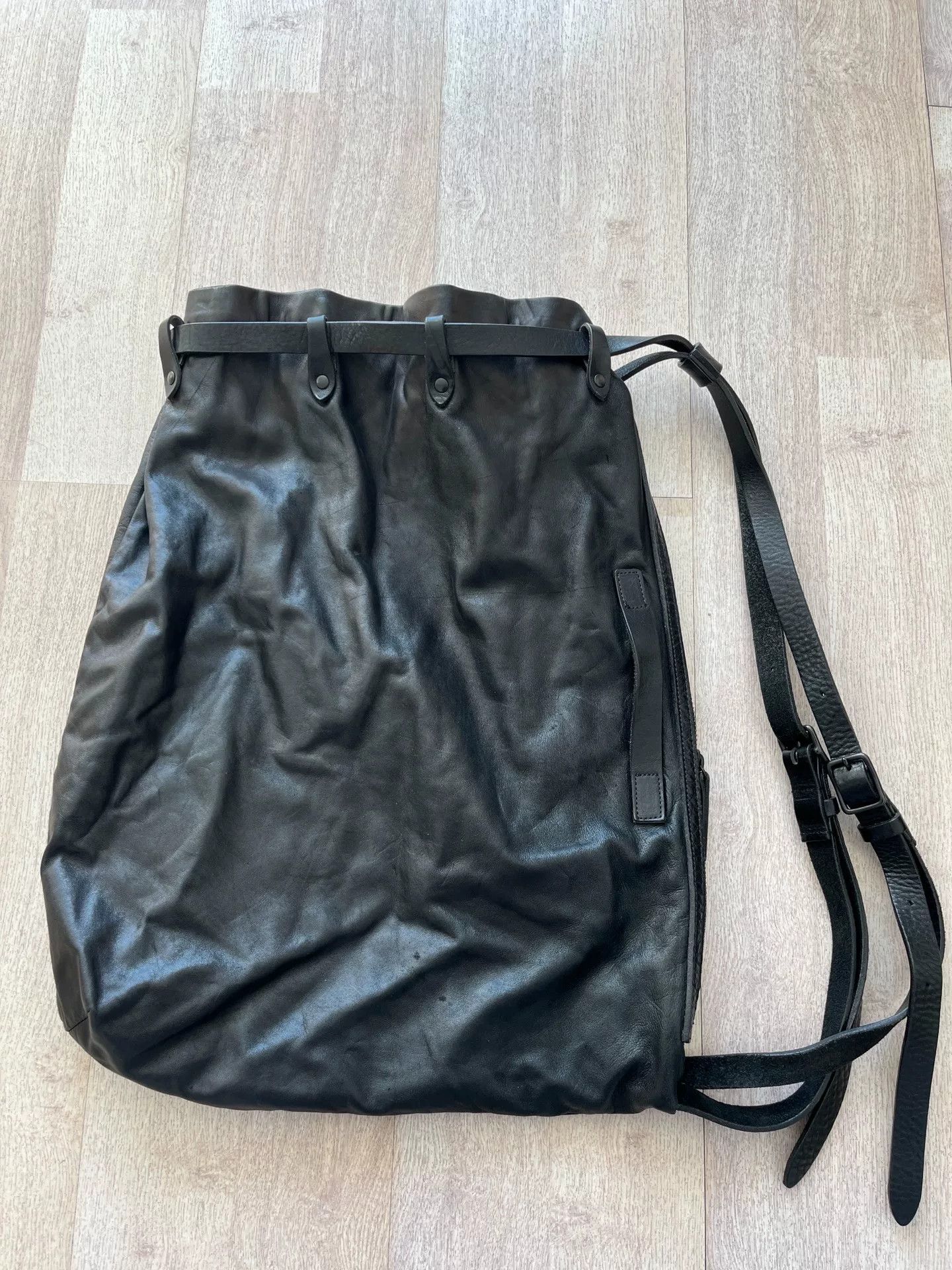 Yohji Yamamoto Yohji Yamamoto Drawstring Crossbody Handbag Size ONE SIZE - 8 Thumbnail