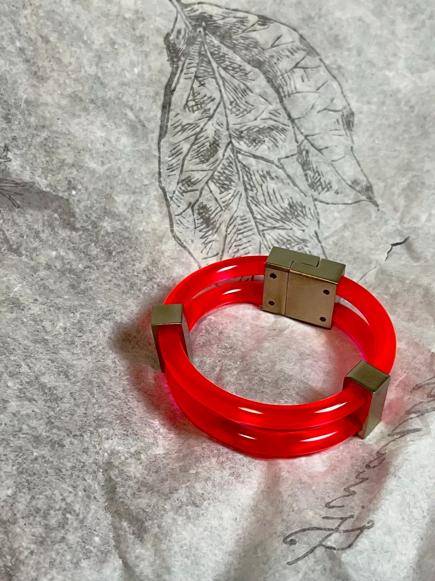 Fotus Fotus Fluorescent Pink Magnetic Bracelet Size ONE SIZE - 4 Thumbnail