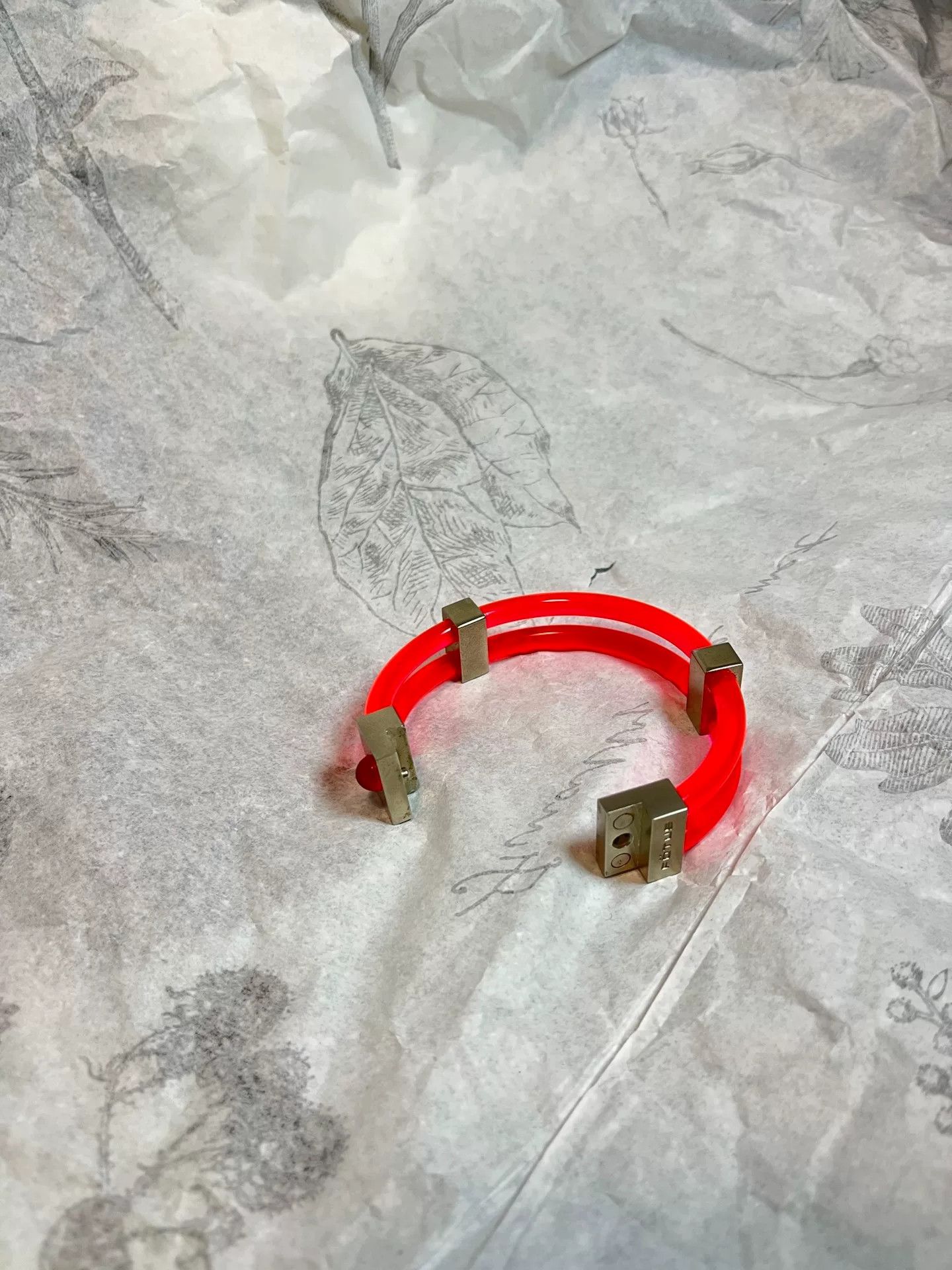 Fotus Fotus Fluorescent Pink Magnetic Bracelet Size ONE SIZE - 5 Thumbnail