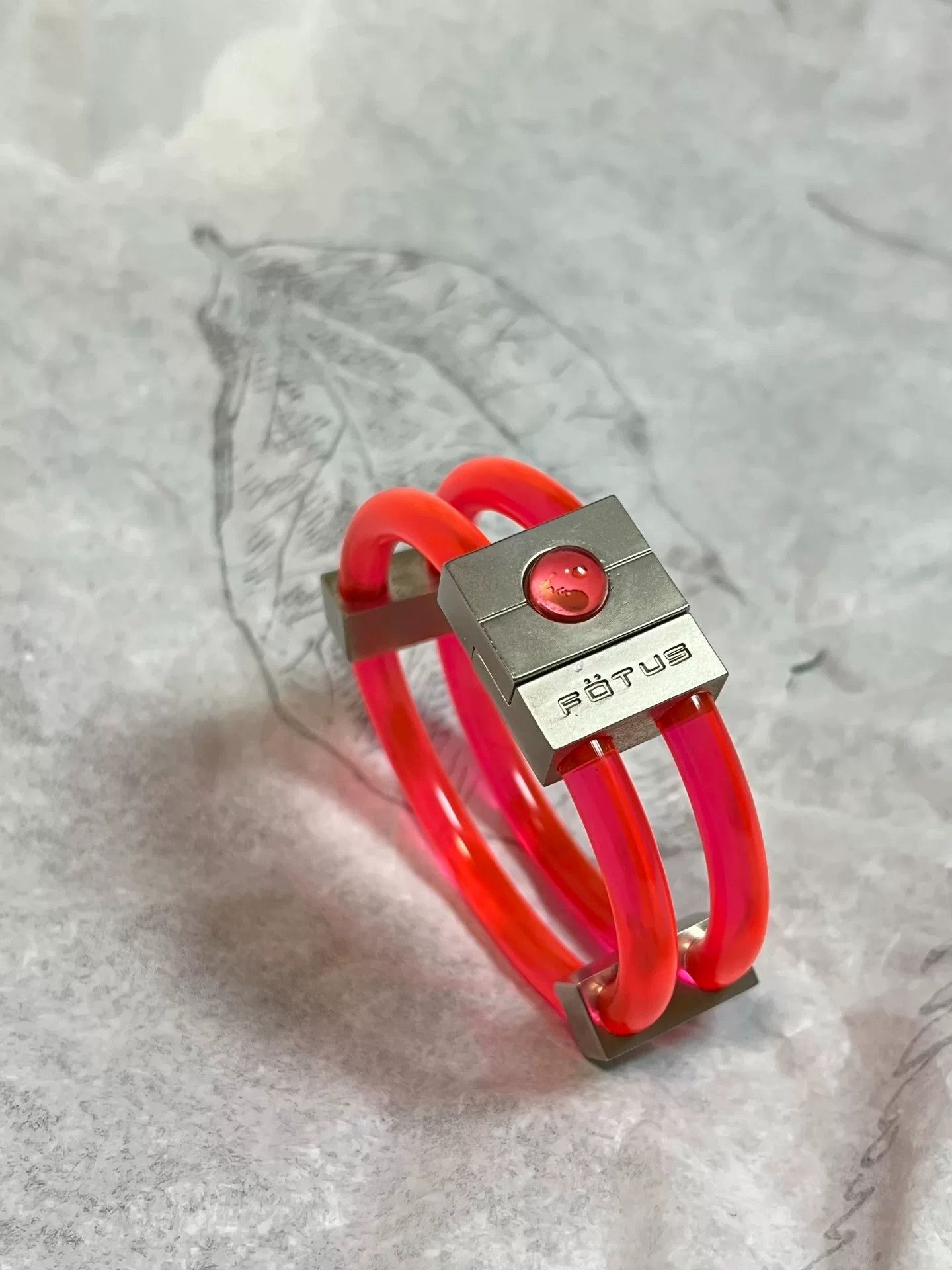 Fotus Fotus Fluorescent Pink Magnetic Bracelet Size ONE SIZE - 2 Thumbnail