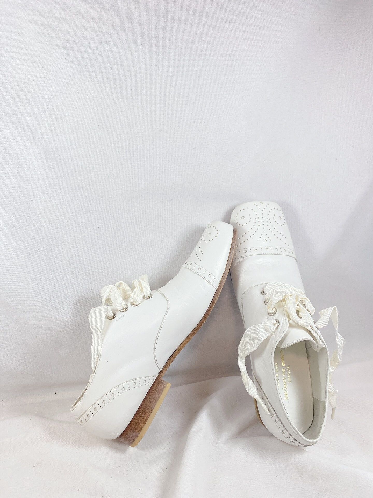 Comme des Garcons Tricot Comme des Garçons White Lace-Up Shoes Size US 6 / IT 36 - 2 Thumbnail