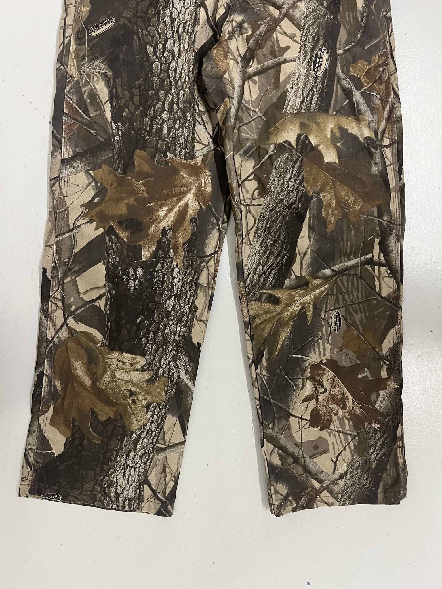 Carhartt × Vintage Vintage 90s Liberty Realtree Hardwood Camo Overalls Size 29 (tragged Kids 10) Size US 29 - 3 Thumbnail