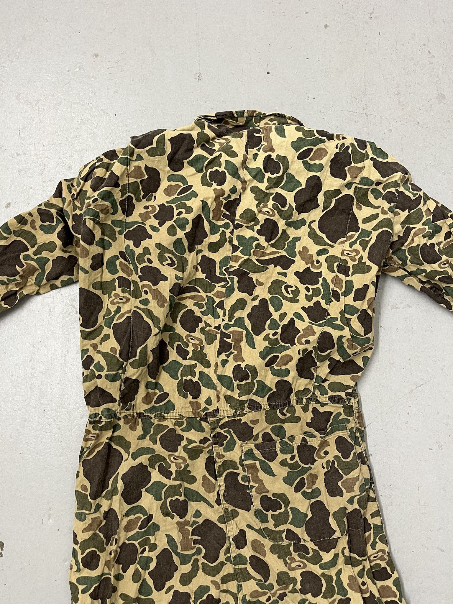 Carhartt × Vintage Vintage 1980s Black Sheep Camo Coverall One Piece Overall Size M Size US M / EU 48-50 / 2 - 6 Thumbnail