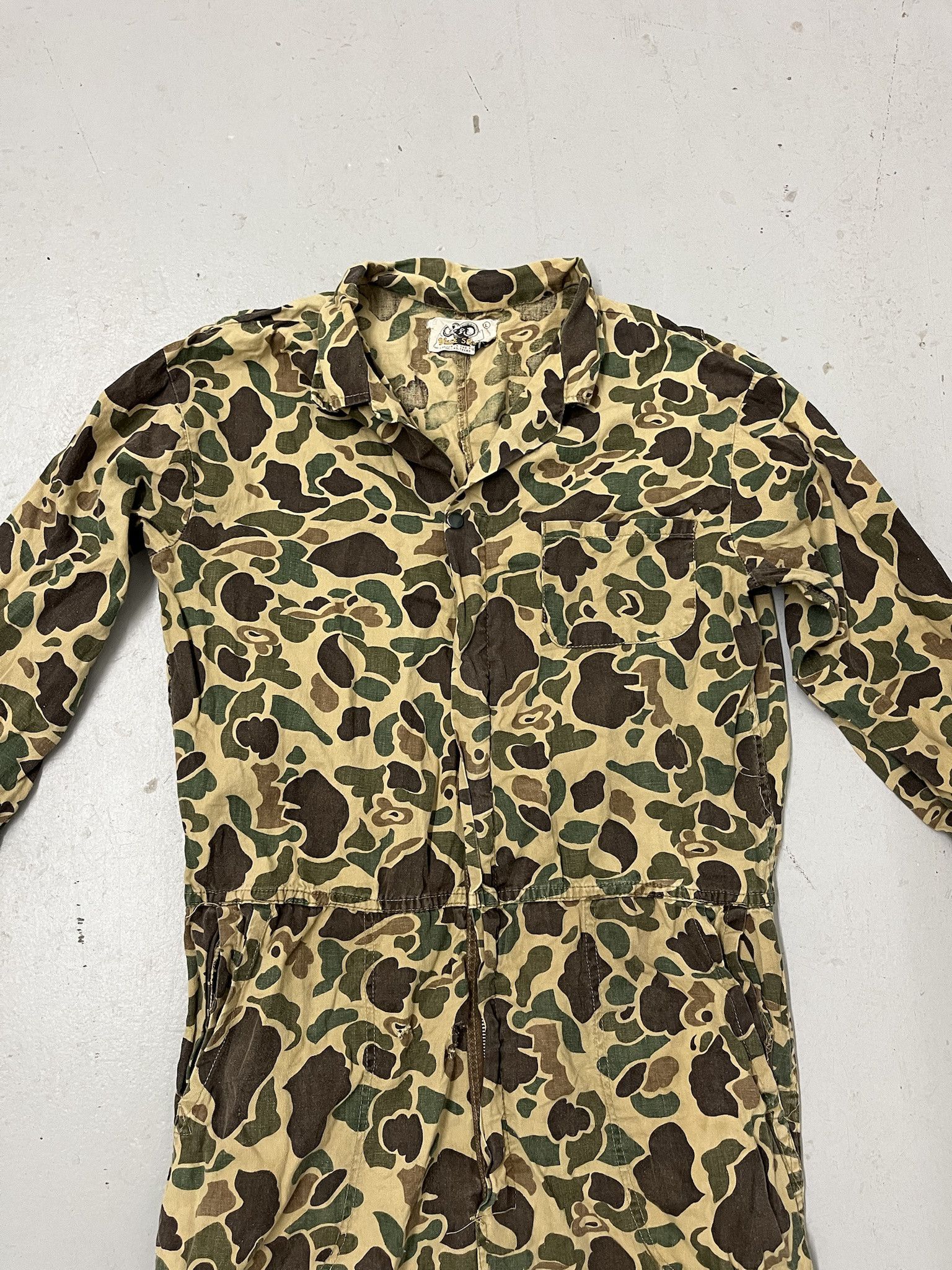 Carhartt × Vintage Vintage 1980s Black Sheep Camo Coverall One Piece Overall Size M Size US M / EU 48-50 / 2 - 2 Thumbnail