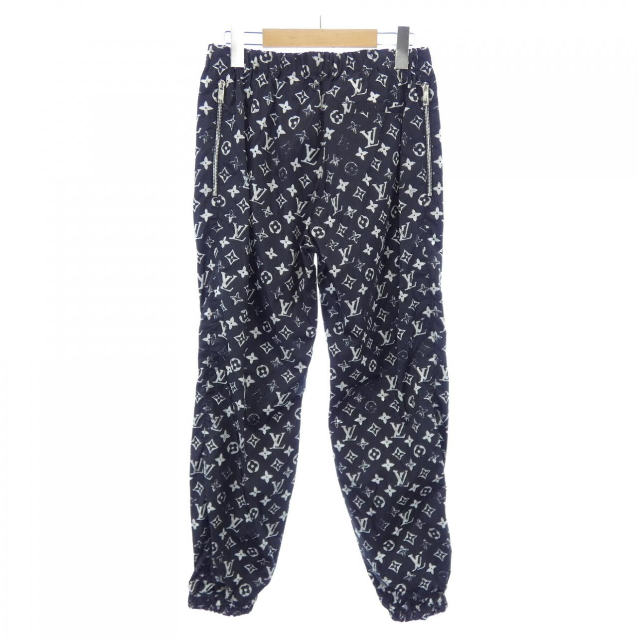 Louis Vuitton Louis Vuitton Louis Vuitton Stencil Effect Monogram Jogging Pants Textile Pants FIPA11DFU DUTY FREE for USA Size ONE SIZE - 2 Thumbnail