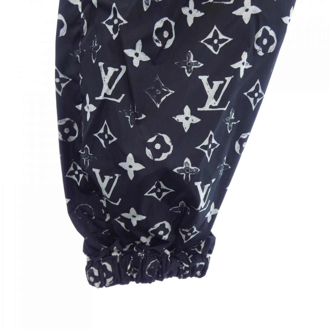 Louis Vuitton Louis Vuitton Louis Vuitton Stencil Effect Monogram Jogging Pants Textile Pants FIPA11DFU DUTY FREE for USA Size ONE SIZE - 5 Thumbnail