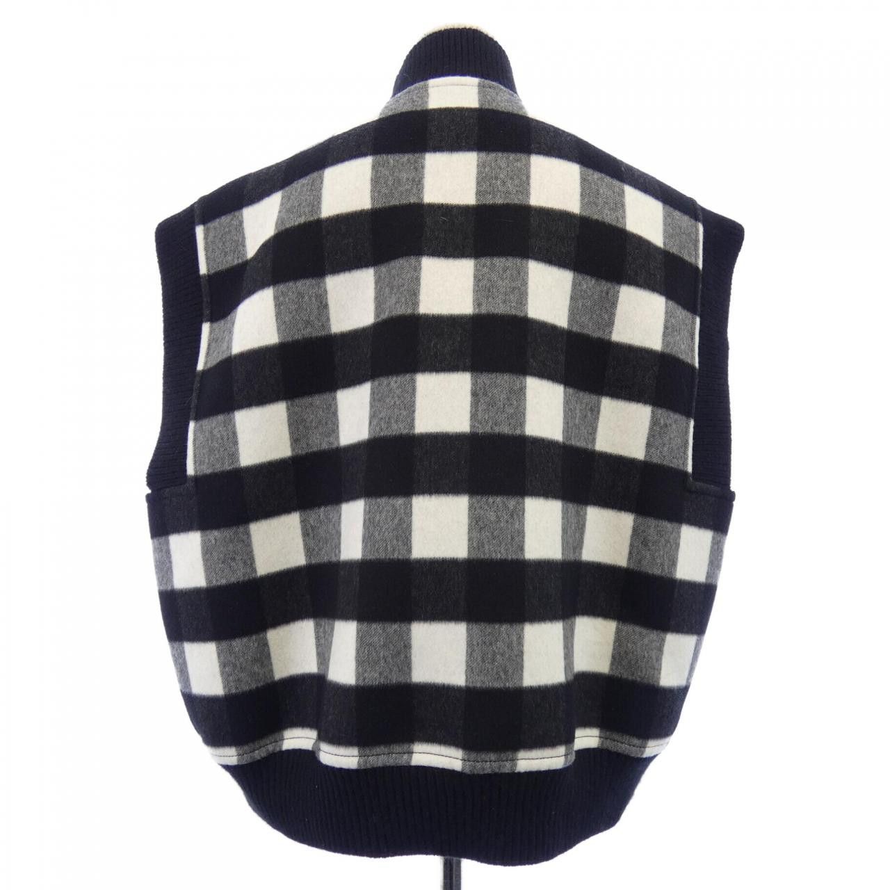 Louis Vuitton Louis Vuitton Louis Vuitton Sleeveless Check Bomber Jacket Cashmere Blend Vest Textile Outerwear FTVE62B09 DUTY FREE for USA Size ONE SIZE - 2 Thumbnail