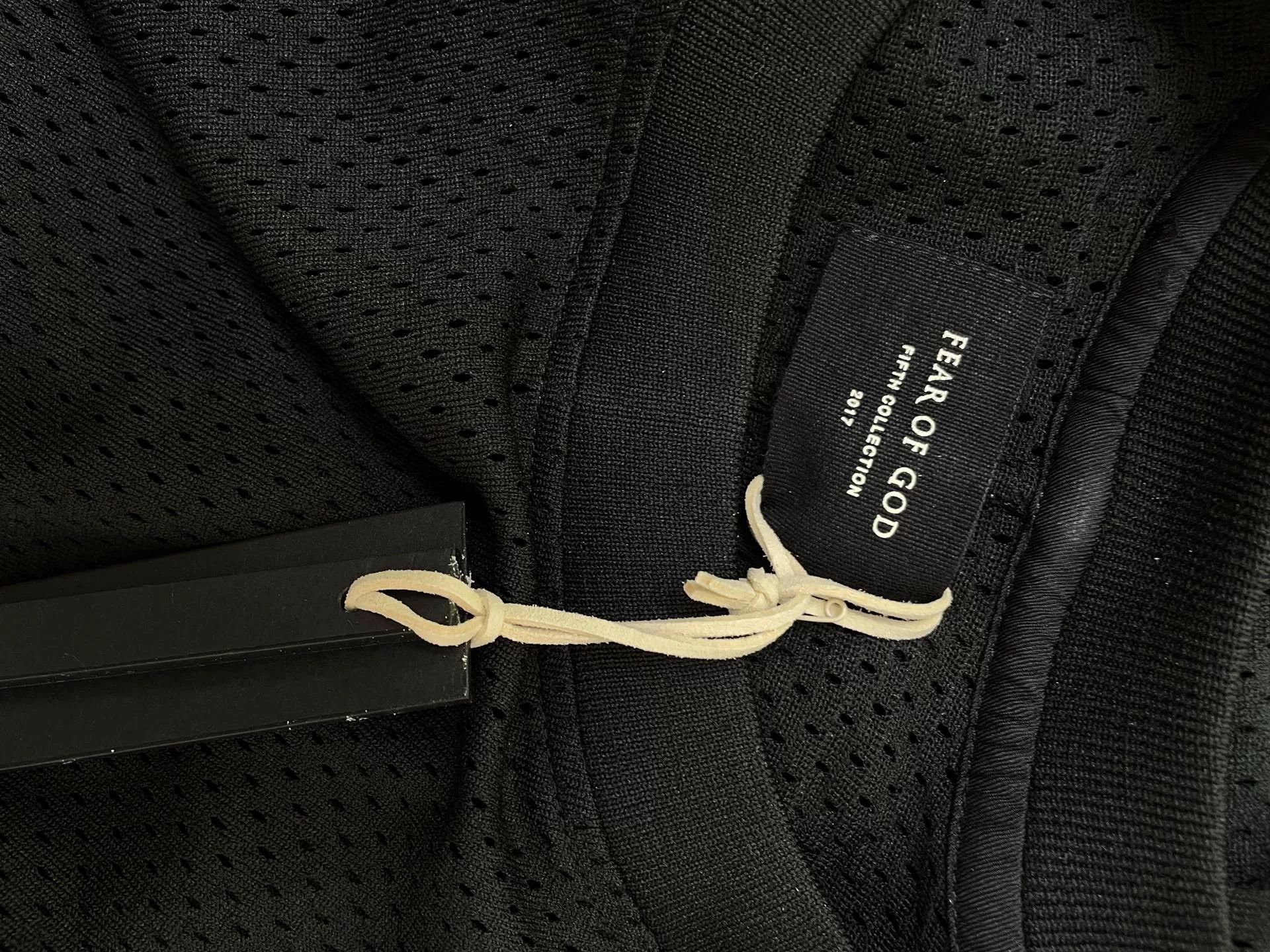 Fear of God Fear of God Mesh Short-Sleeve Black Size US M / EU 48-50 / 2 - 3 Thumbnail