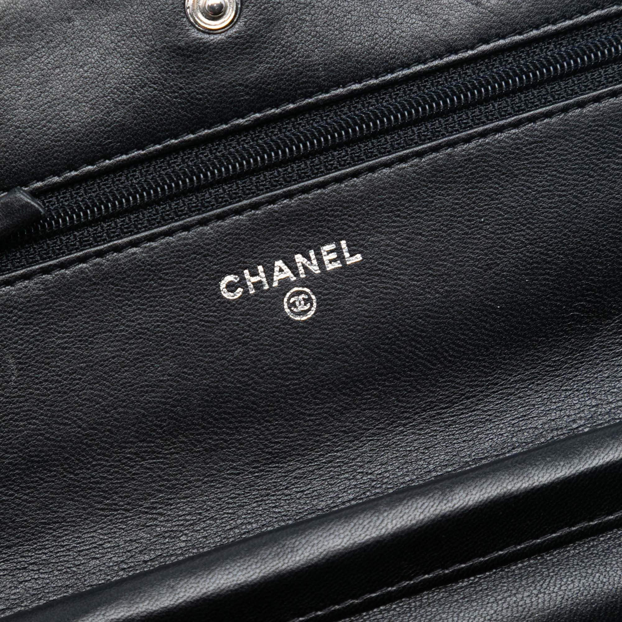 CC Quilted Crinkled Patent Wallet On Chain
