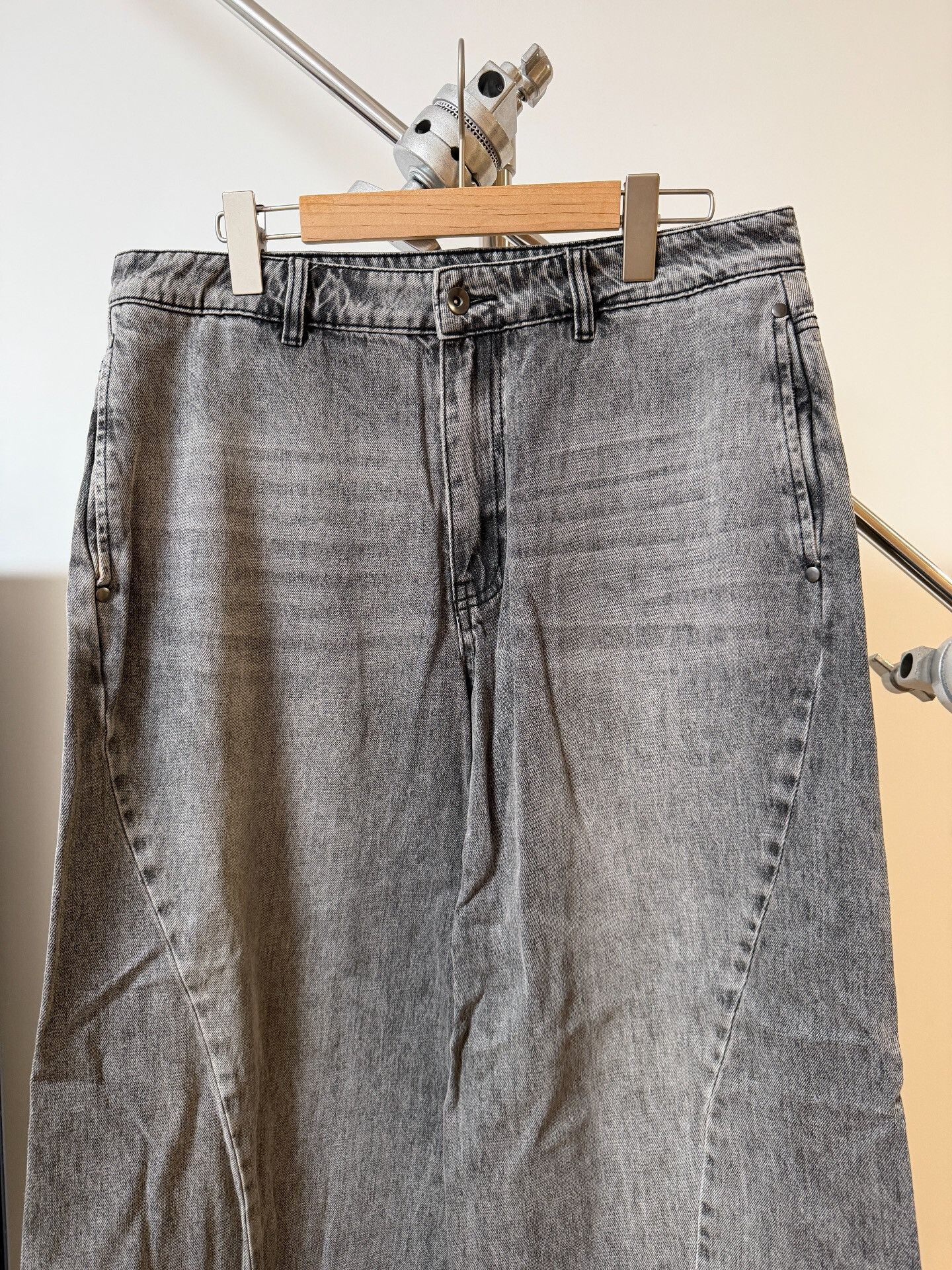 Life is Good LIFEPEDIA Washed Gray Distressed Jeans Size US 30 / EU 46 - 2 Thumbnail