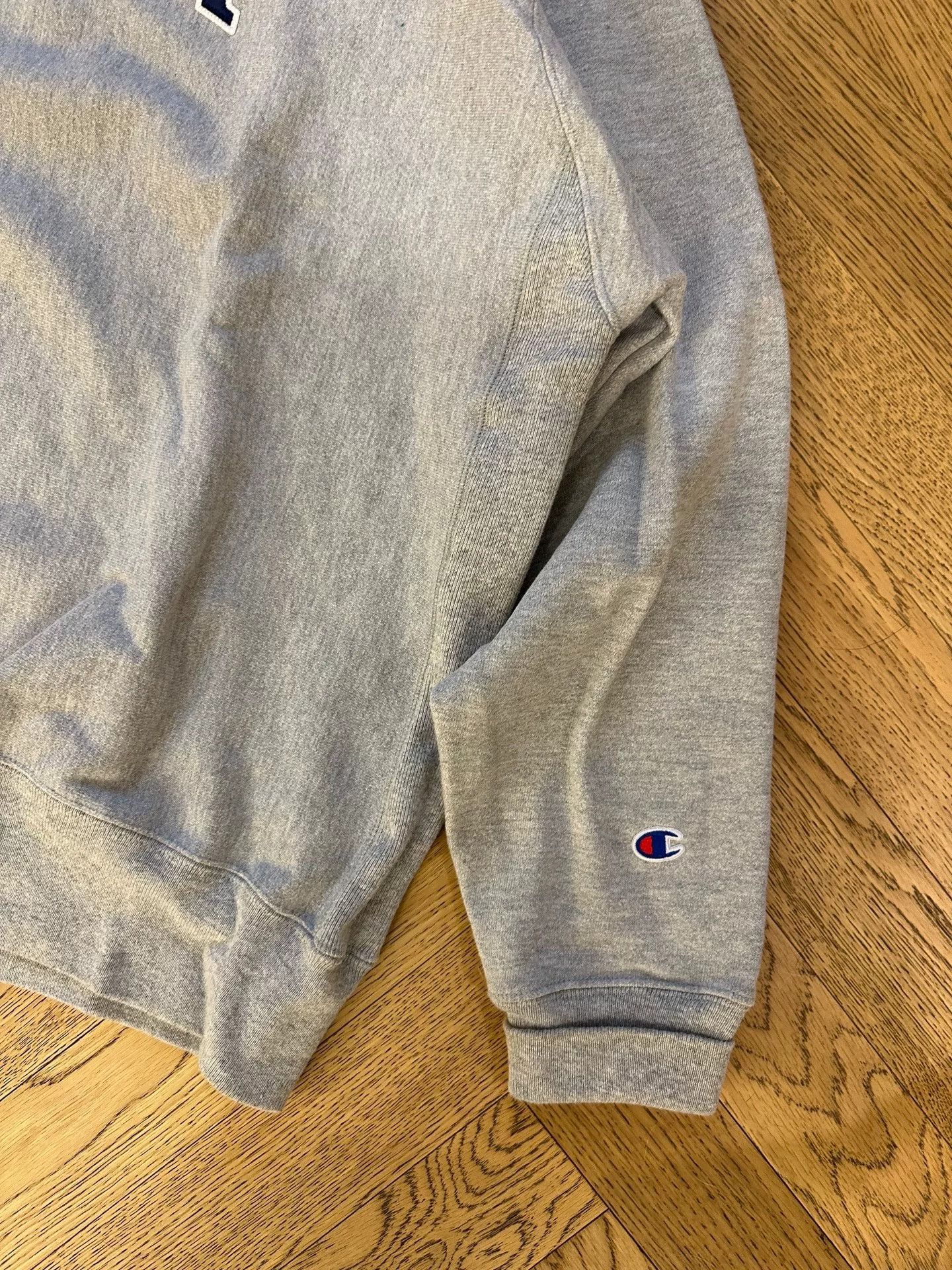 Champion MoMA Champion Gray Crewneck Sweatshirt Size US XL / EU 56 / 4 - 5 Thumbnail