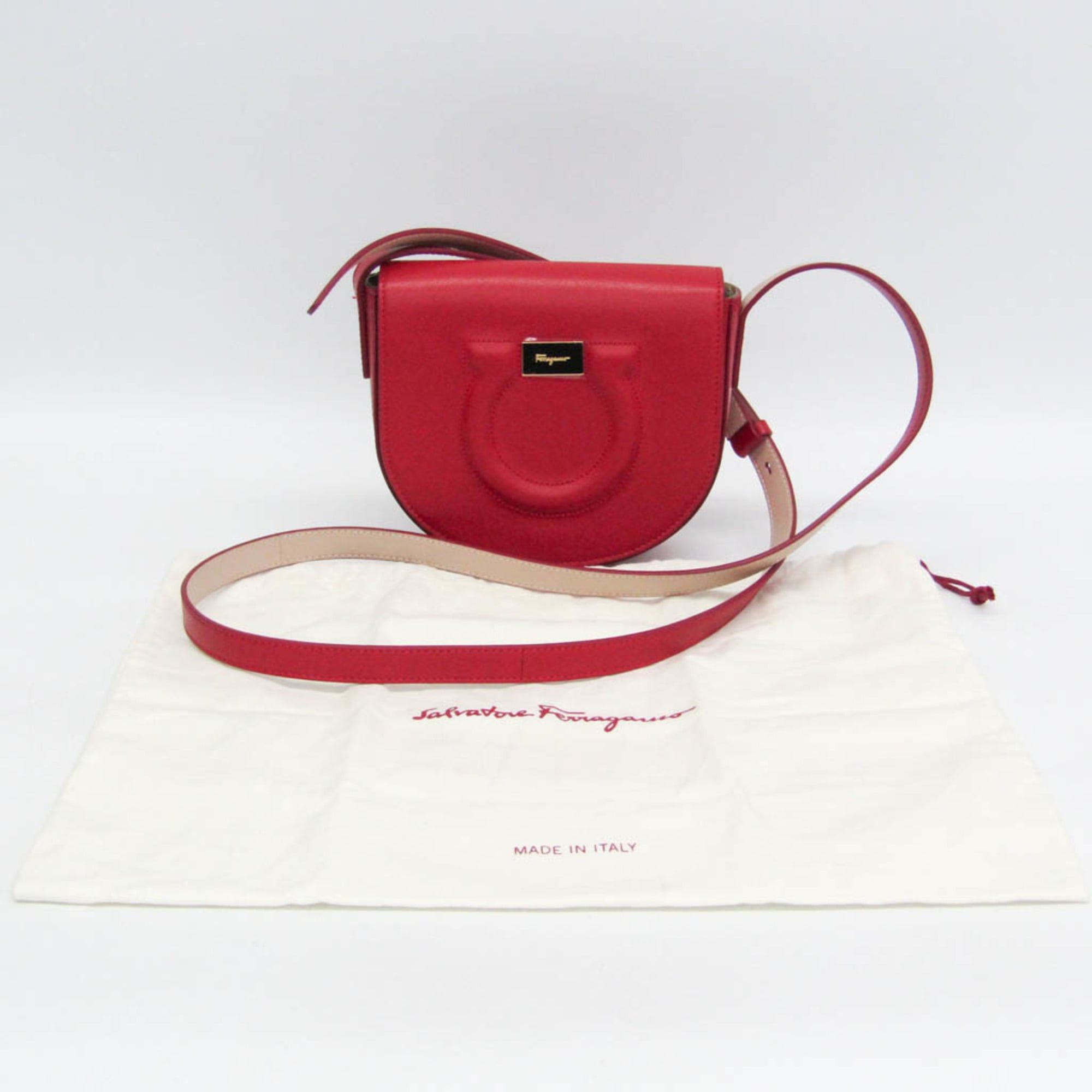 Salvatore Ferragamo Salvatore Ferragamo Gancini AU-22 D522 Women's Leather Shoulder Bag Red Color Size ONE SIZE - 2 Thumbnail
