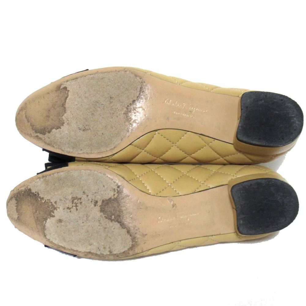 Salvatore Ferragamo Salvatore Ferragamo Salvatore Ferragamo Vara Quilting Leather Pumps Leather Shoes DUTY FREE for USA Size ONE SIZE - 12 Thumbnail