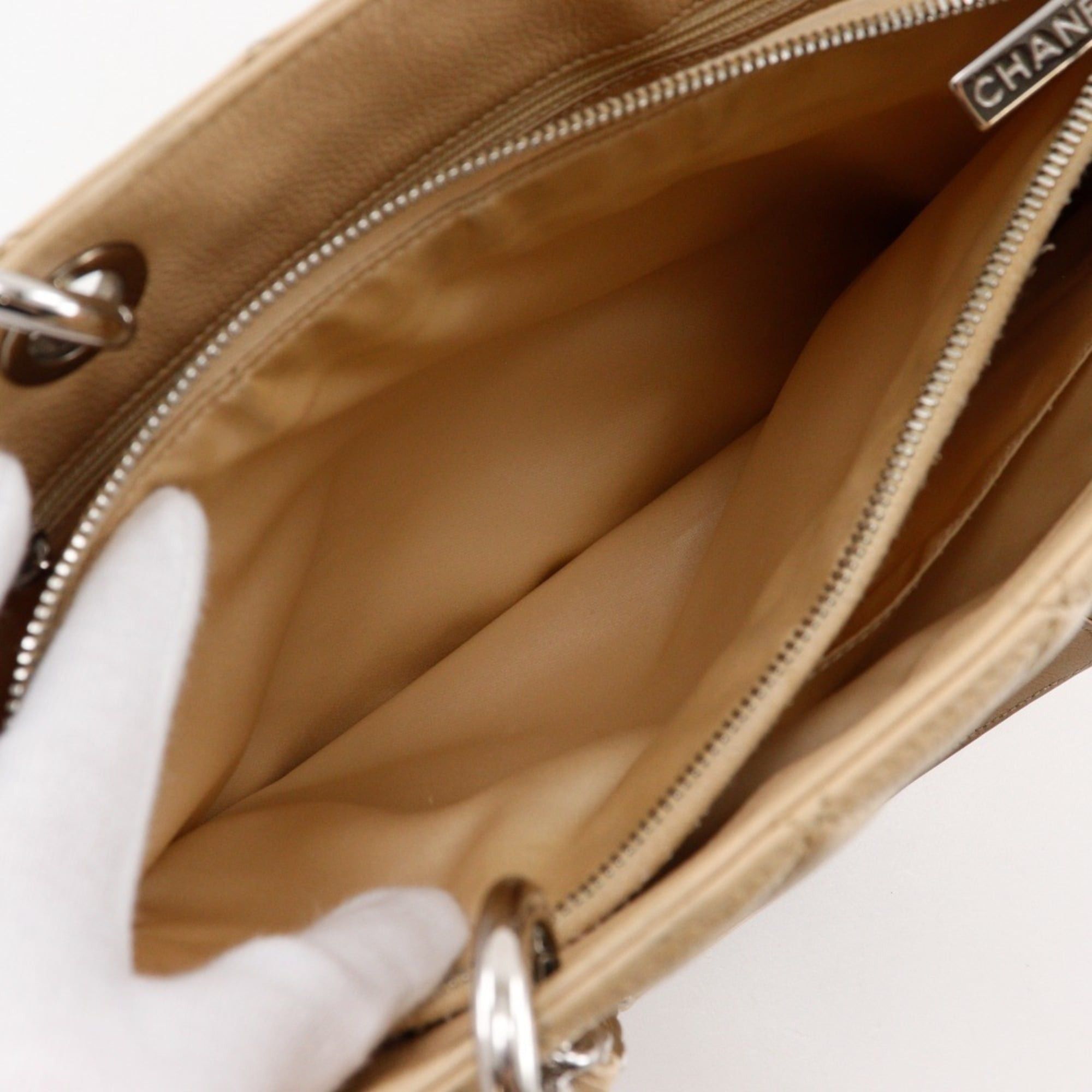 Chanel CHANEL Grand Shopping Tote GST Matelasse Chain A50995, Beige Caviar Skin, A4 Size, Women's Size ONE SIZE - 8 Thumbnail