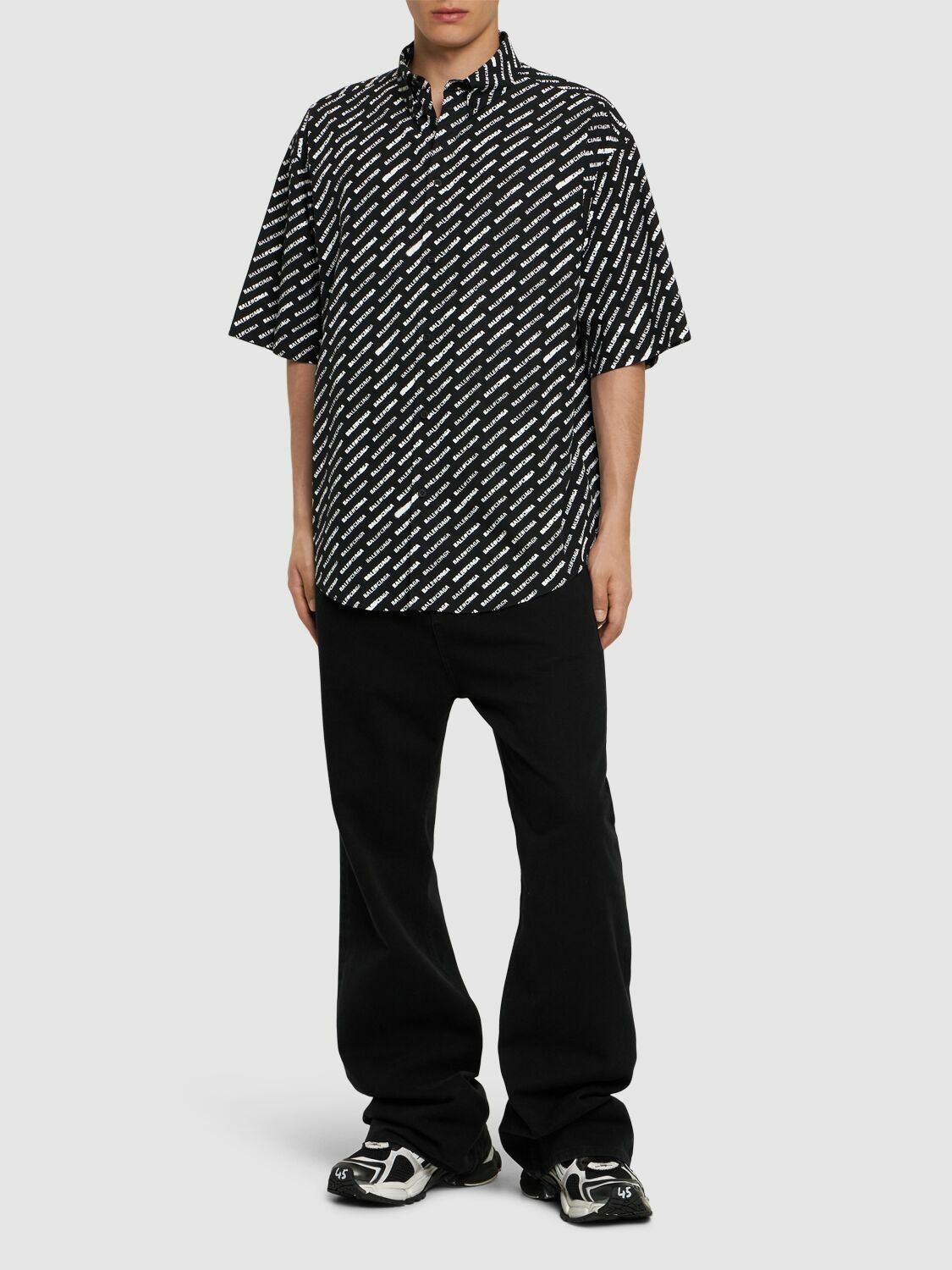 Balenciaga Stencil Large All Over Print Cotton Shirt Size US M / EU 48-50 / 2 - 2 Thumbnail