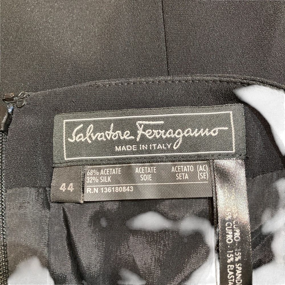 Salvatore Ferragamo Salvatore Ferragamo Salvatore Ferragamo Vara Ribbon Sleeveless Dress Textile Dresses DUTY FREE for USA Size ONE SIZE - 4 Thumbnail