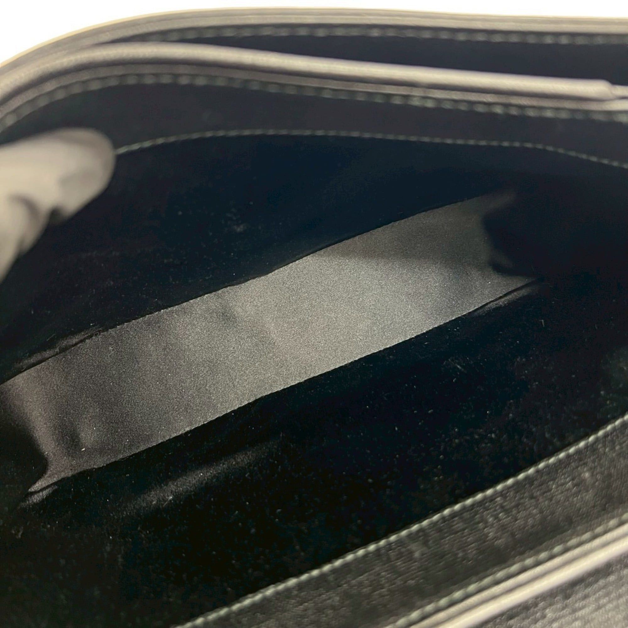 Yves Saint Laurent YVES SAINT LAURENT Logo Leather Shoulder Bag Pochette Black 11444 Size ONE SIZE - 9 Thumbnail