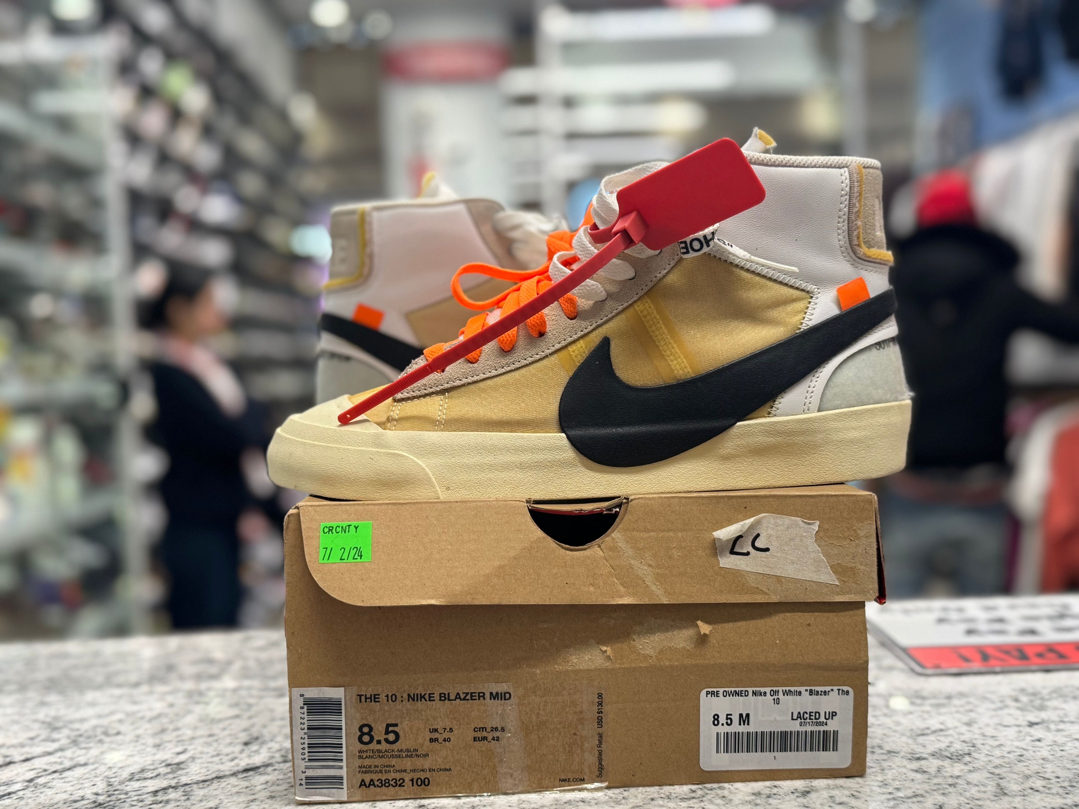 Other PRE OWNED Off White "Blazer" The 10 Size US 8.5 / EU 41-42 - 2 Thumbnail