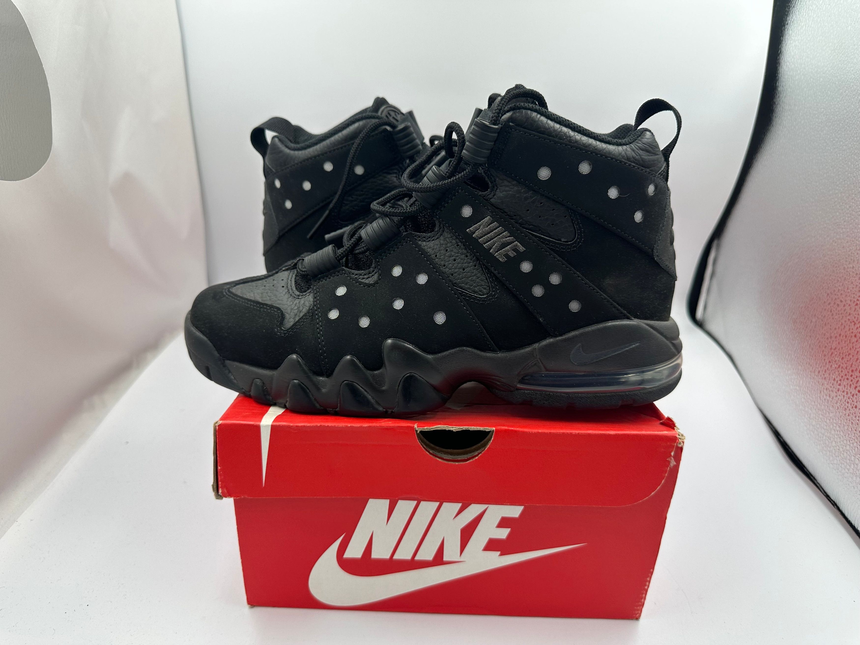 Nike PRE OWNED Air Max 2 CB '94 Triple Black Size US 8.5 / EU 41-42 - 2 Thumbnail