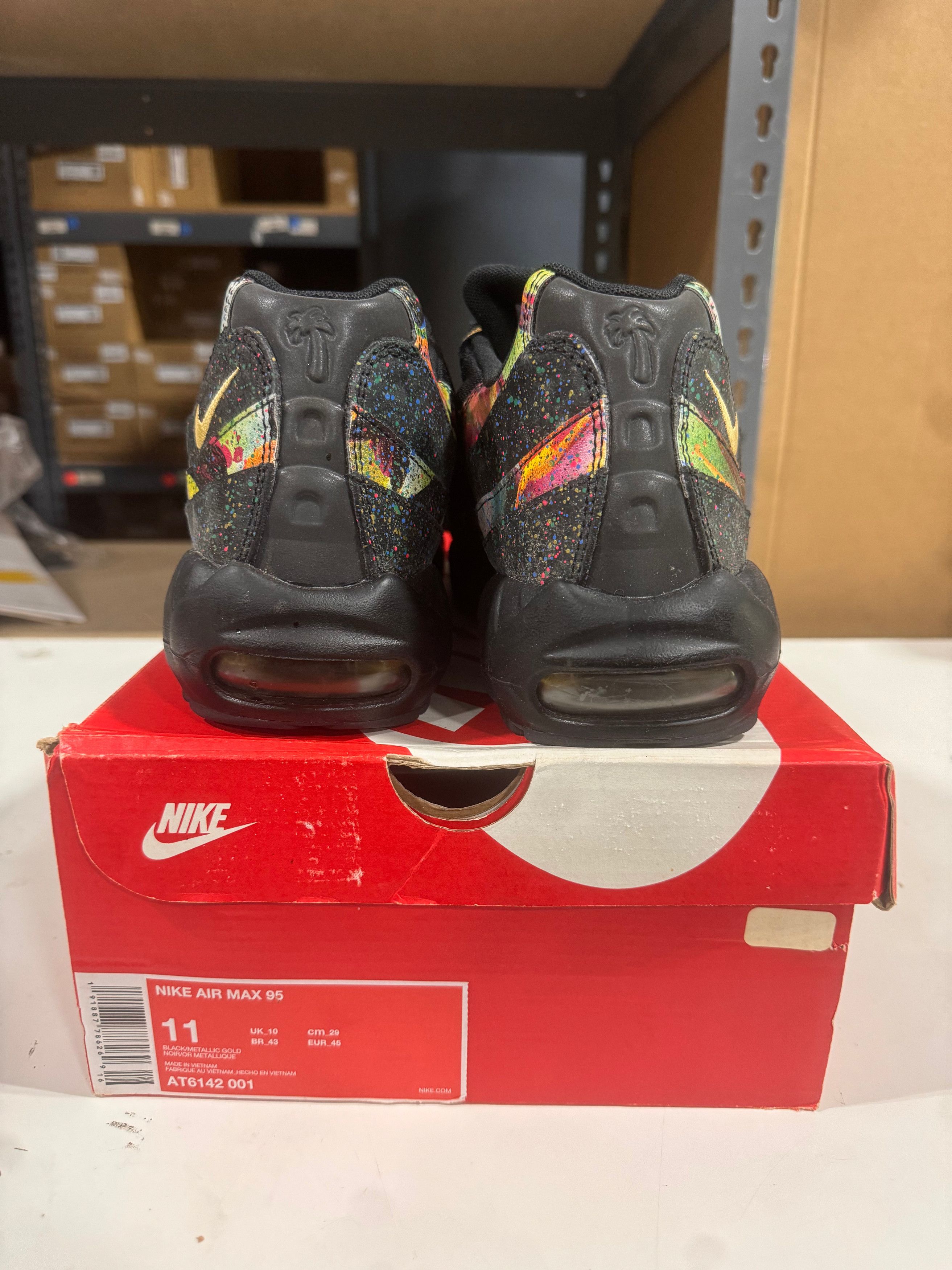 Nike PRE OWNED Air Max 95 Galaxy Splatter *Conditional* Size US 11 / EU 44 - 4 Thumbnail