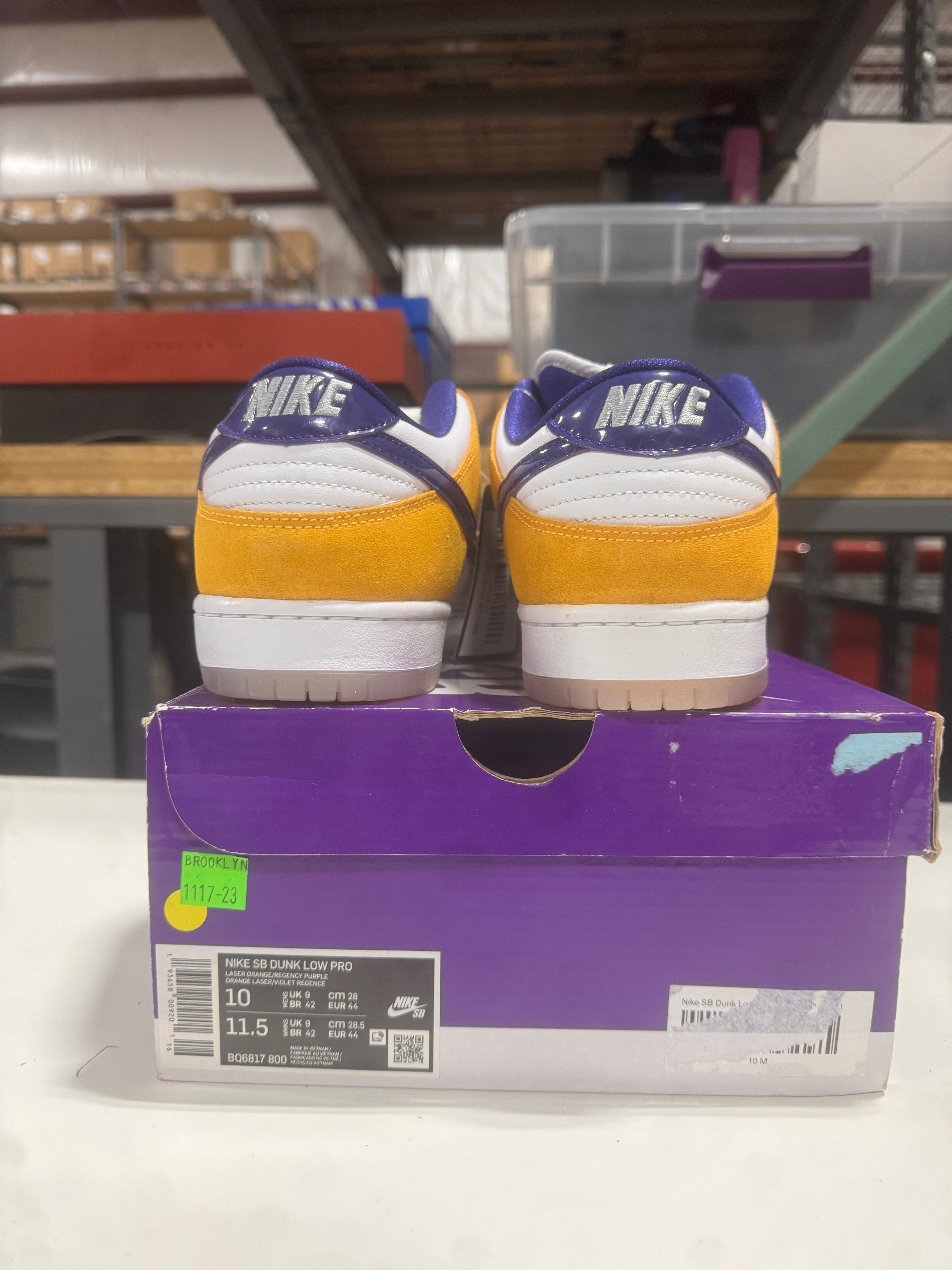 Nike PRE OWNED Dunk Low Laser Orange *Conditional* DS Size US 10 / EU 43 - 4 Thumbnail