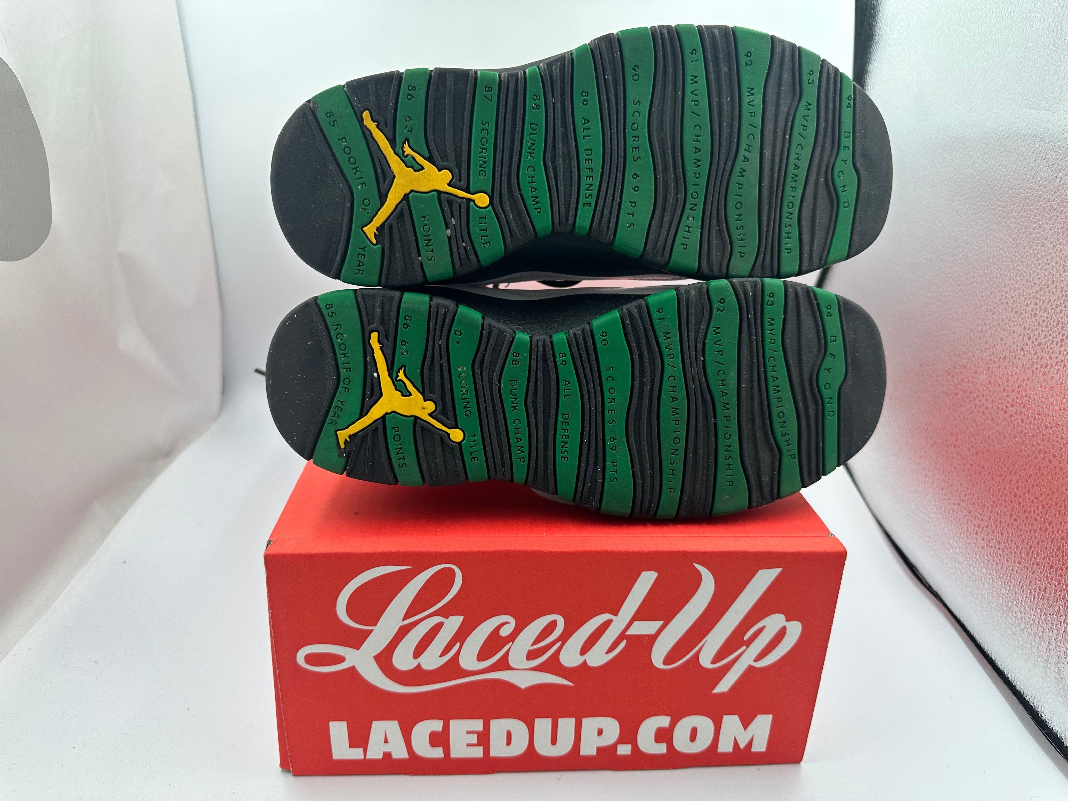 Jordan Brand PRE OWNED Jordan 10 Retro Seattle NO BOX Size US 10 / EU 43 - 5 Thumbnail