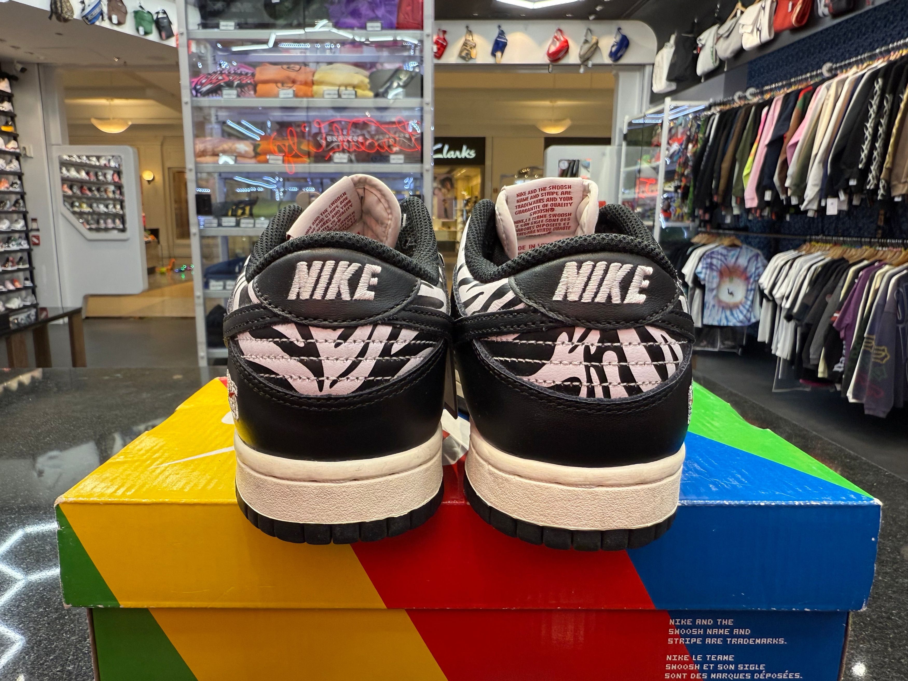 Nike PRE OWNED Sb Dunk Low “Quatersnacks Zebra” Size US 5.5 / EU 38 - 2 Thumbnail