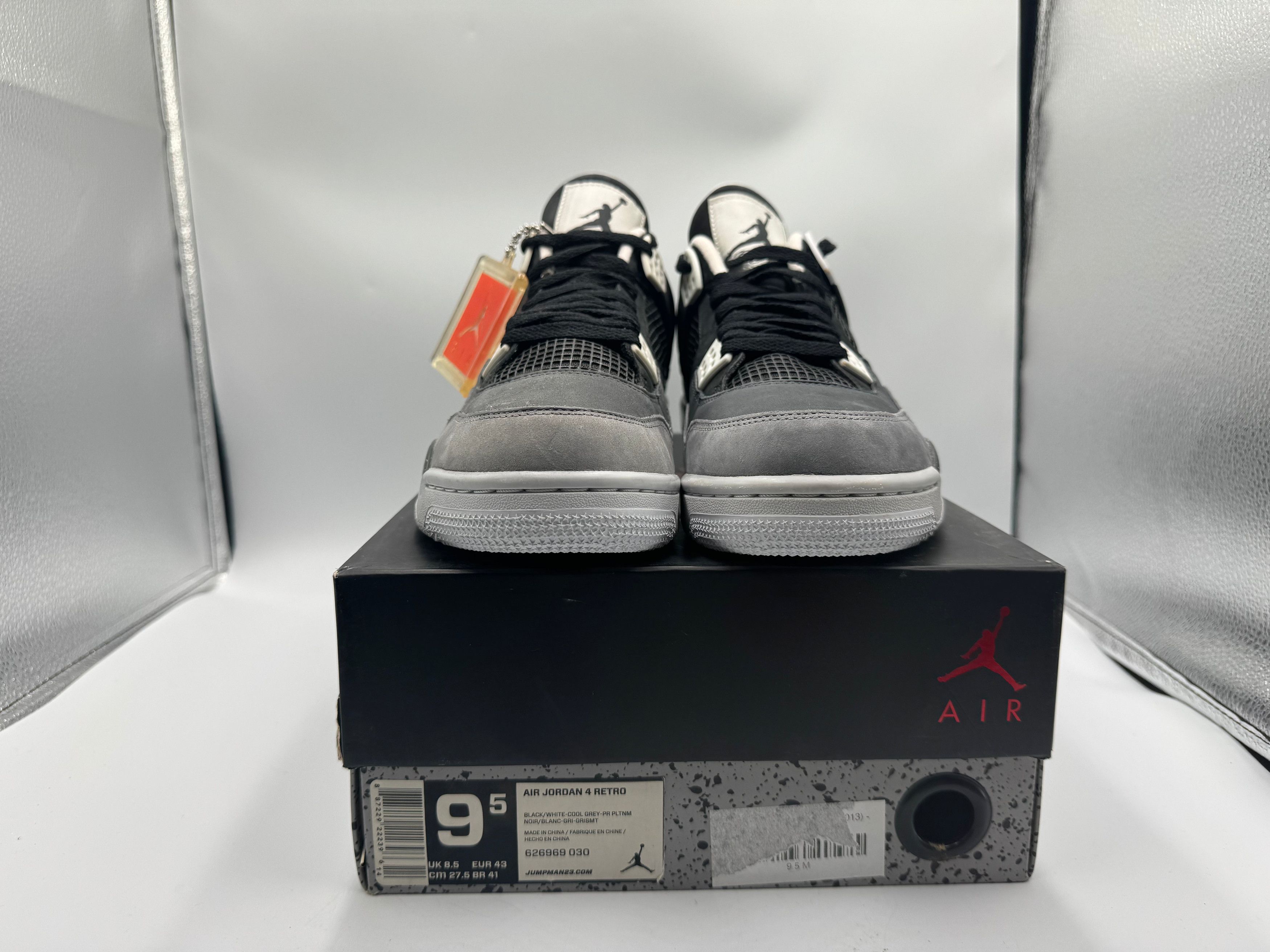 Jordan Brand PRE OWNED Jordan 4 Retro Fear Pack (2013) Conditional Size US 9.5 / EU 42-43 - 3 Thumbnail