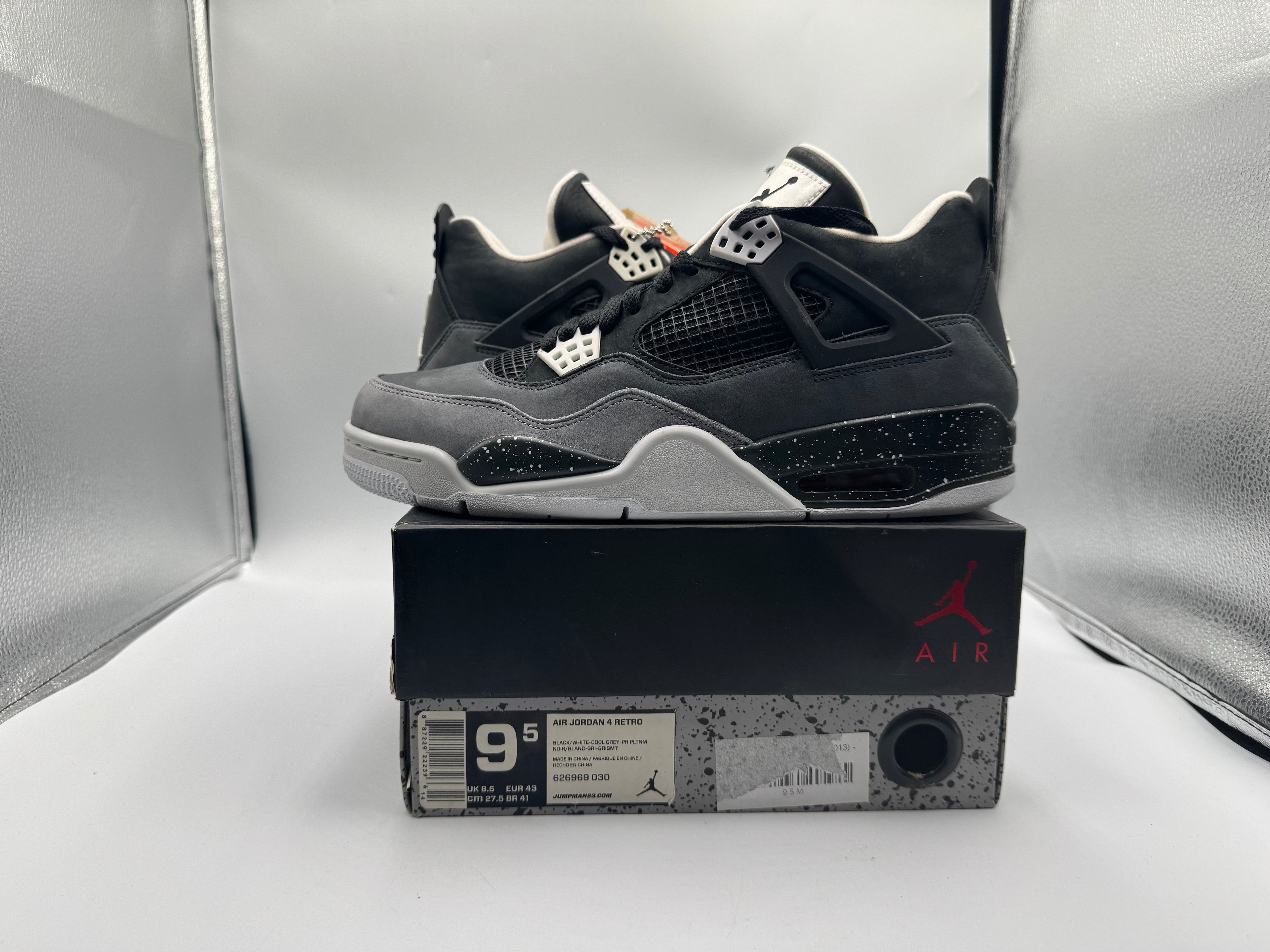 Jordan Brand PRE OWNED Jordan 4 Retro Fear Pack (2013) Conditional Size US 9.5 / EU 42-43 - 2 Thumbnail