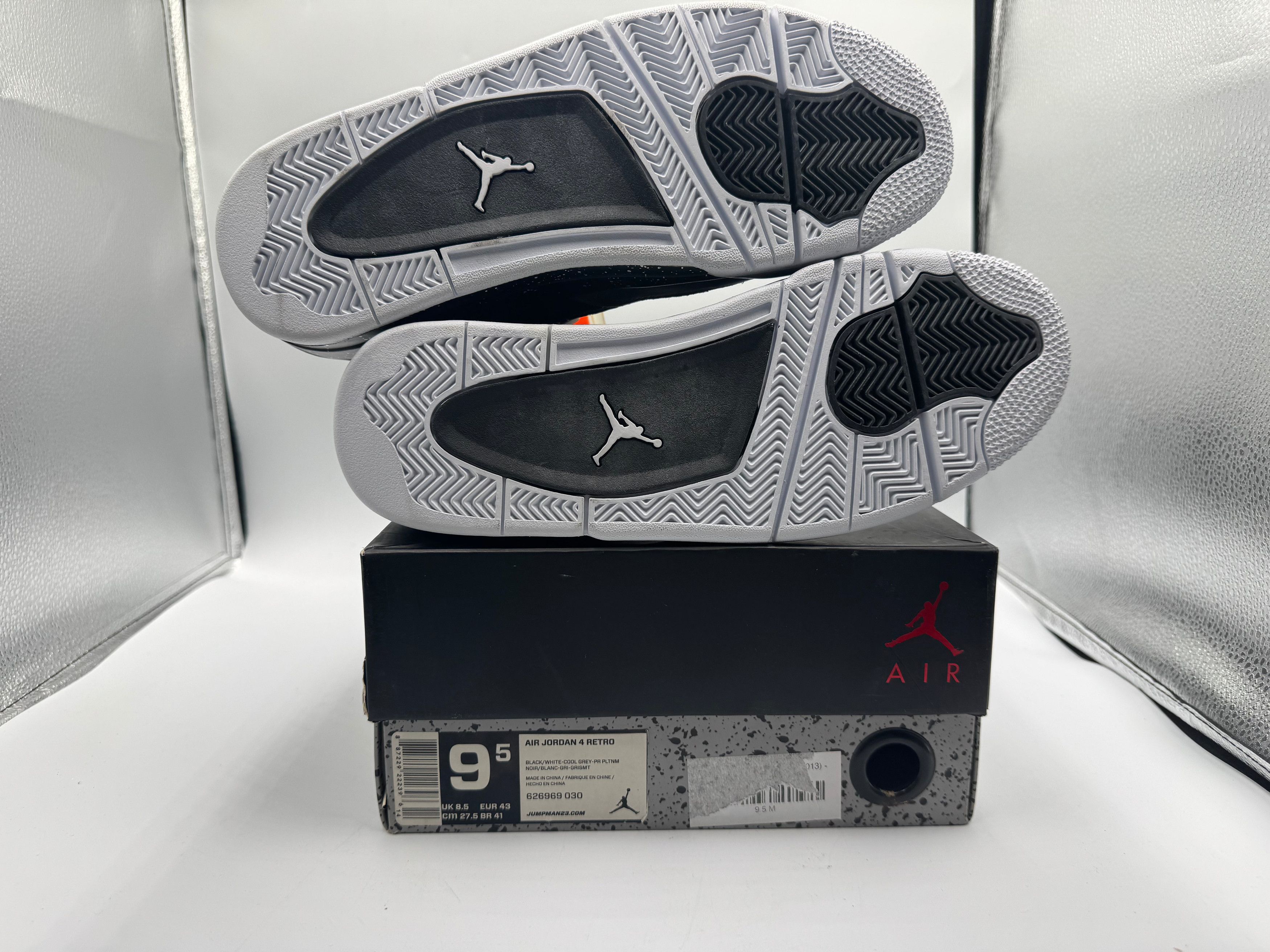 Jordan Brand PRE OWNED Jordan 4 Retro Fear Pack (2013) Conditional Size US 9.5 / EU 42-43 - 5 Thumbnail