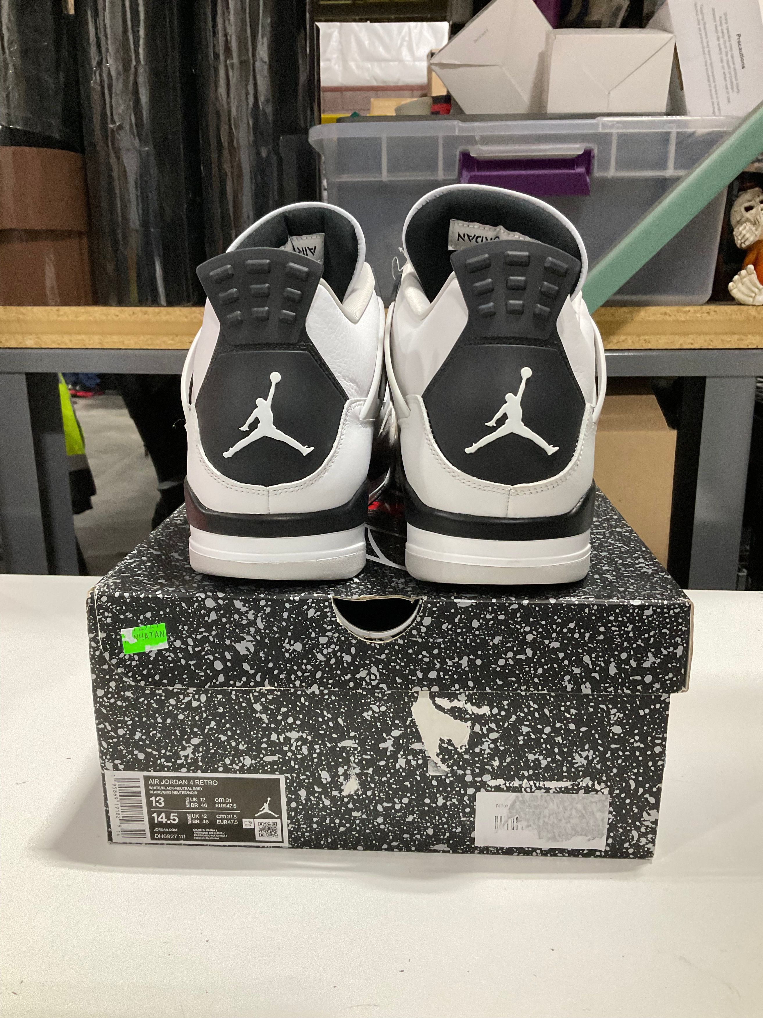 Jordan Brand VNDS Jordan 4 Military Black *Conditional* Size US 13 / EU 46 - 4 Thumbnail