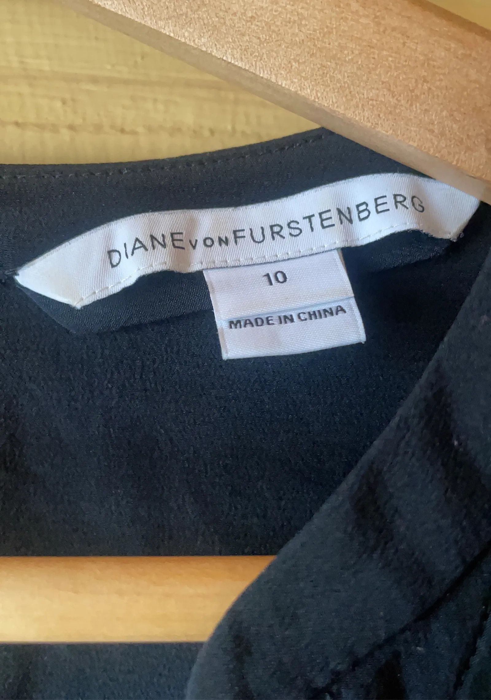Diane von Furstenberg Diane von Furstenberg Dress Size M / US 6-8 / IT 42-44 - 2 Thumbnail