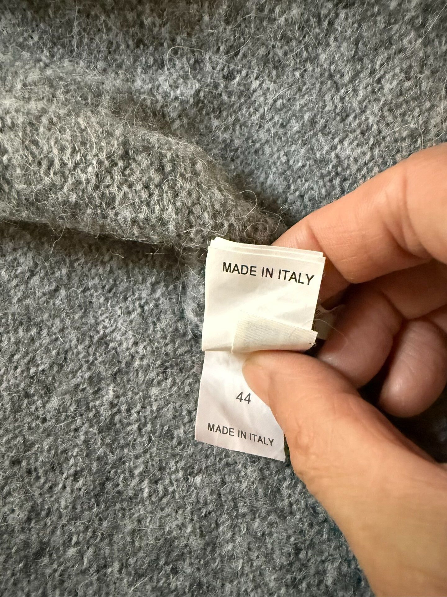 Brunello Cucinelli Brunello Cucinelli Men's Warm Gray Alpaca Cardigan Size US S / EU 44-46 / 1 - 7 Thumbnail