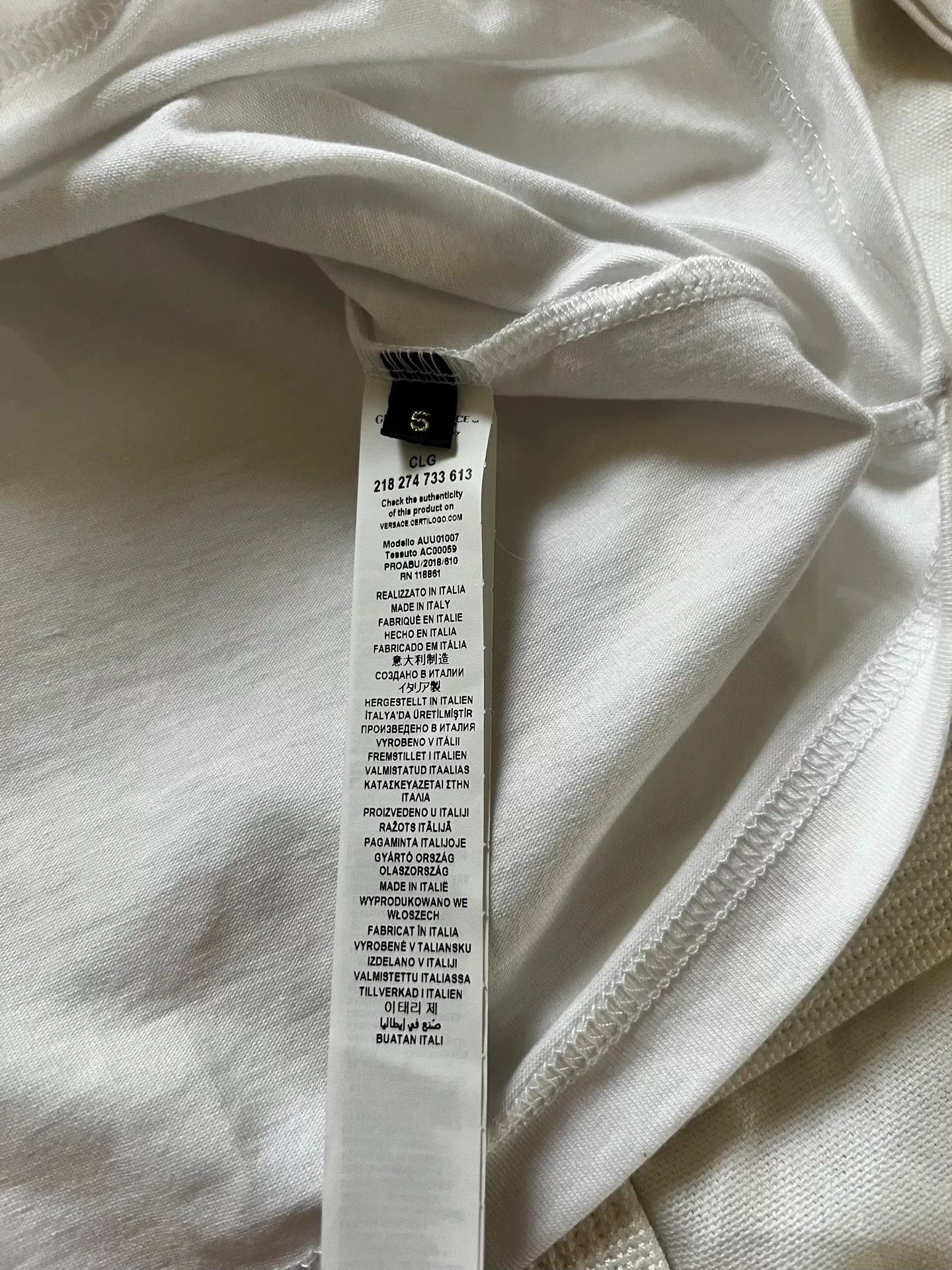 Versace VERSACE Men's T-Shirt Size US L / EU 52-54 / 3 - 7 Thumbnail
