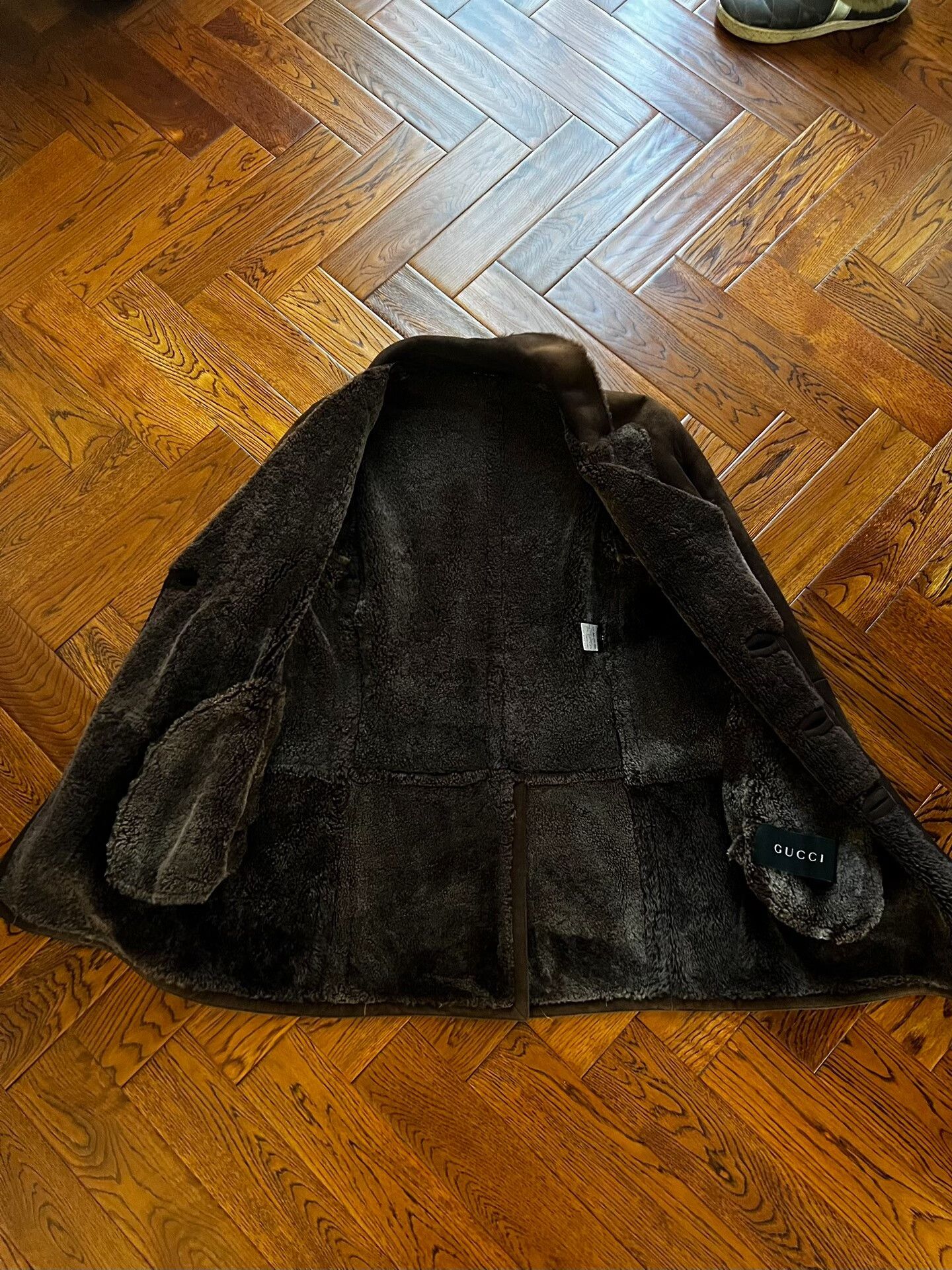 Gucci Authentic Gucci Shearling Coat Size US S / EU 44-46 / 1 - 5 Thumbnail