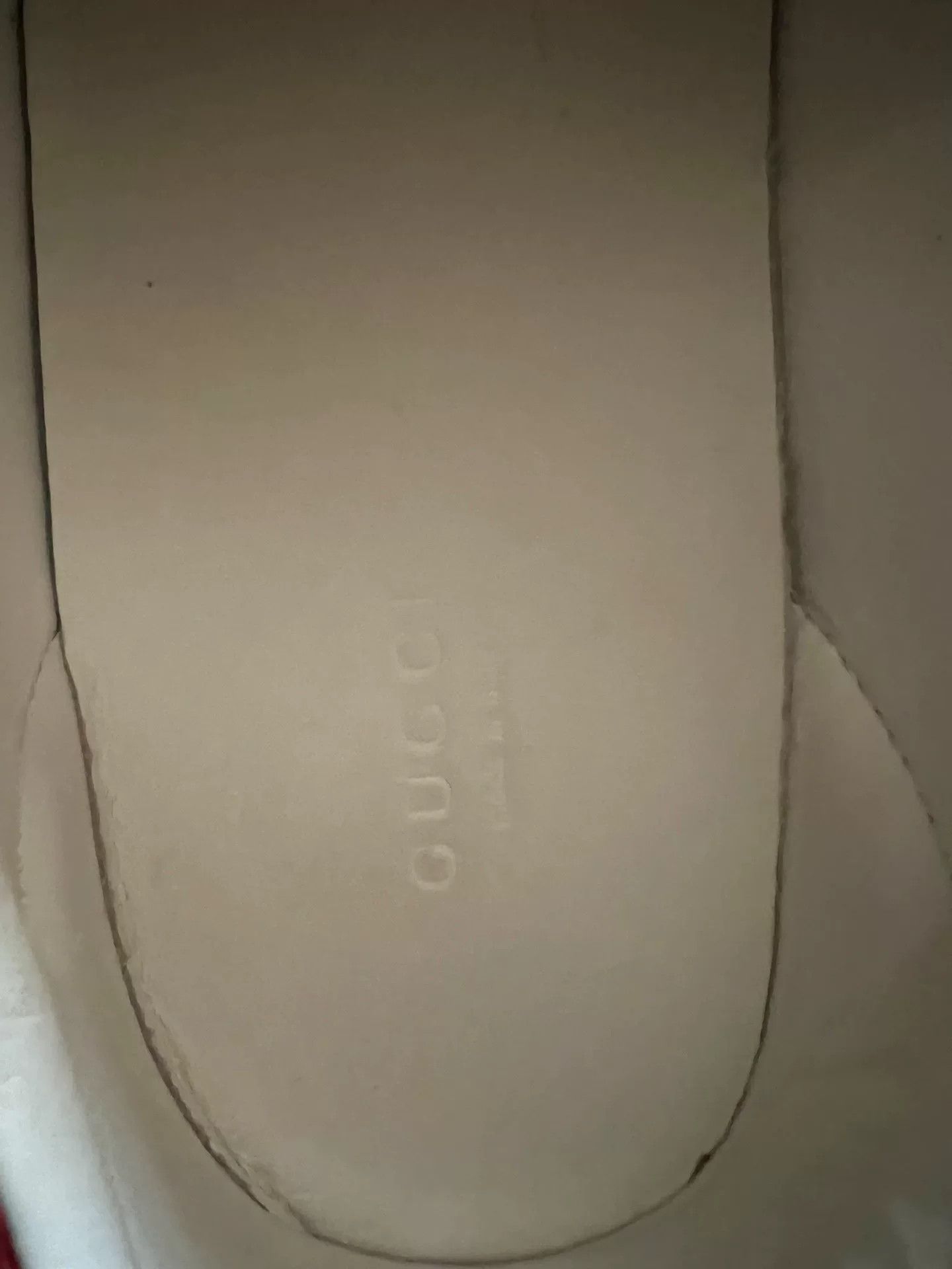 Gucci Gucci Unisex Sneakers Size 39 Size US 6 / EU 39 - 6 Thumbnail