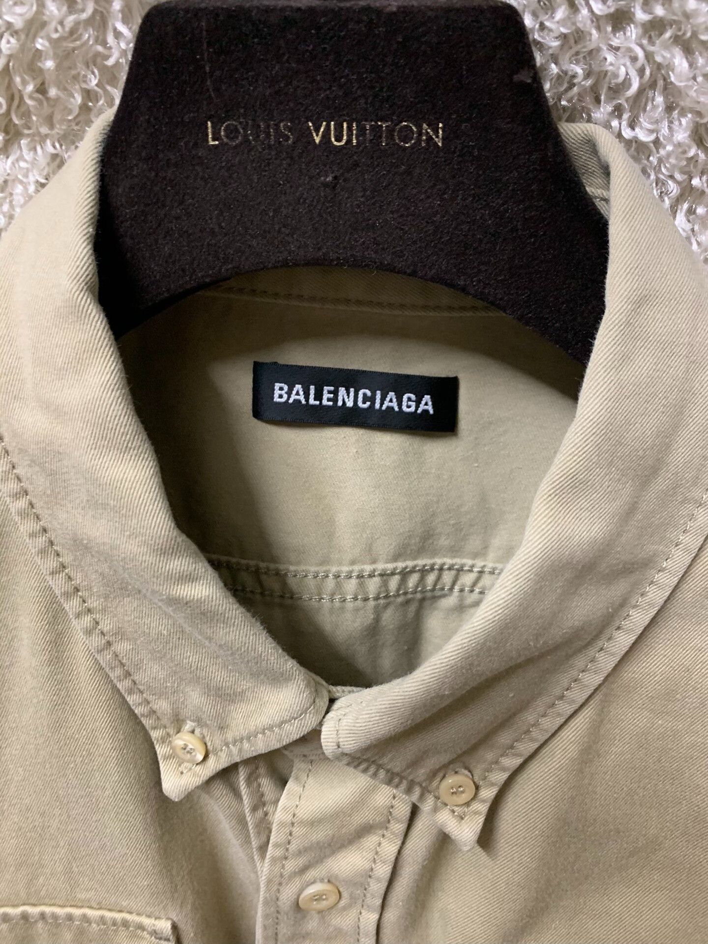 Balenciaga Balenciaga Men's Casual Short-Sleeve Shirt Size US XXS / EU 40 - 4 Thumbnail