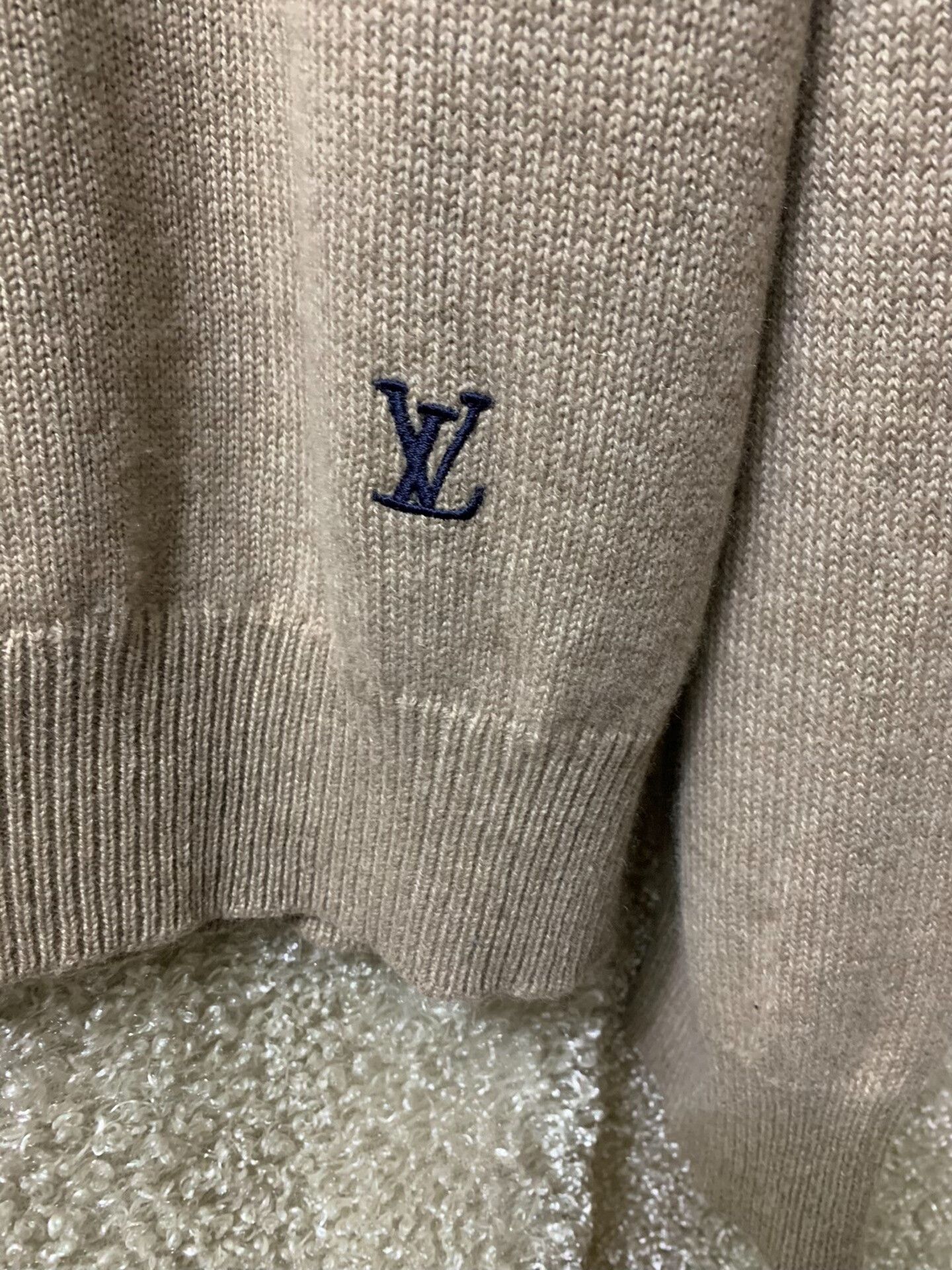 Louis Vuitton Louis Vuitton Men's Cashmere Sweater XXL Size US XXL / EU 58 / 5 - 2 Thumbnail