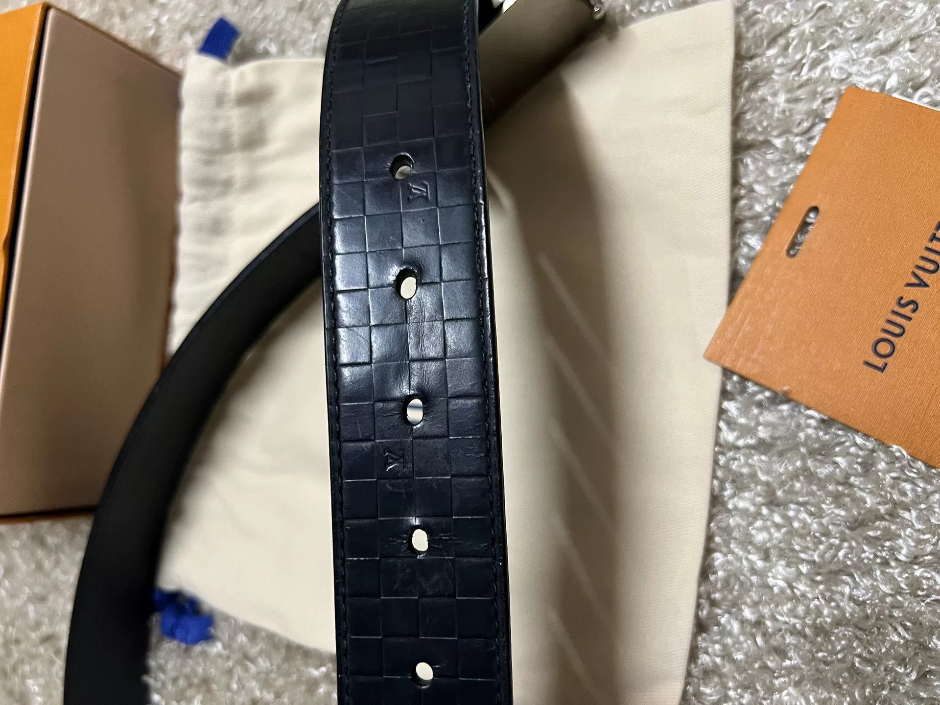 Louis Vuitton Louis Vuitton Men's Reversible Belt Size ONE SIZE - 7 Thumbnail