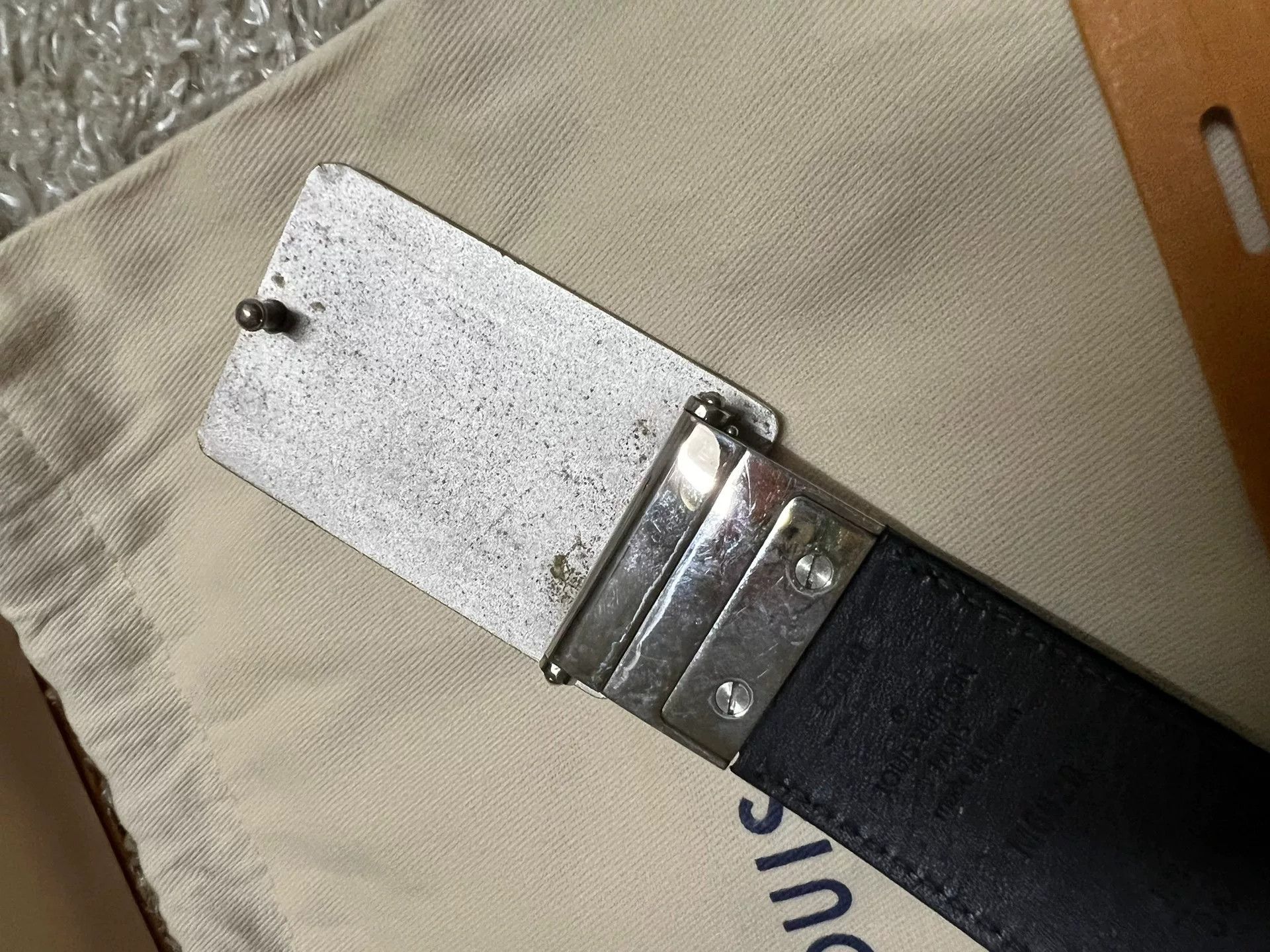 Louis Vuitton Louis Vuitton Men's Reversible Belt Size ONE SIZE - 4 Thumbnail
