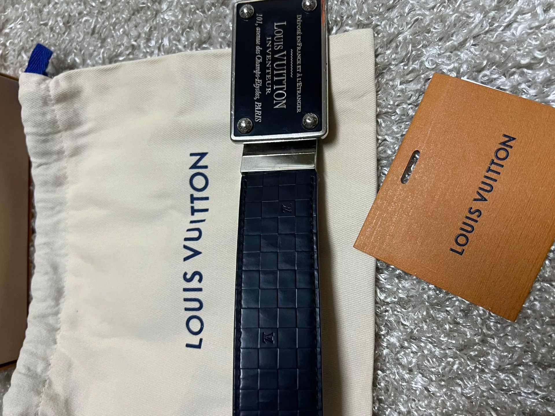 Louis Vuitton Louis Vuitton Men's Reversible Belt Size ONE SIZE - 5 Thumbnail