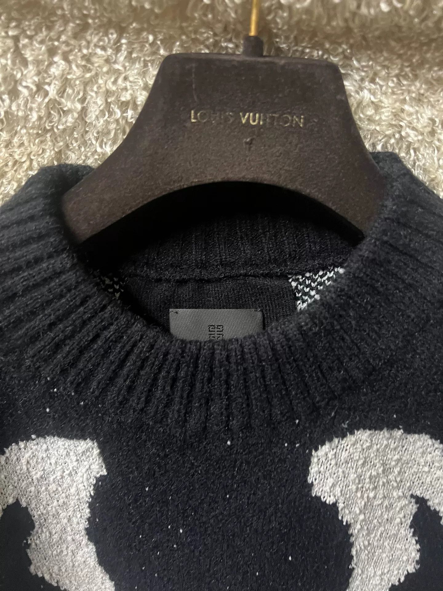 Givenchy Givenchy Men's Thick Wool Skull Sweater Size US M / EU 48-50 / 2 - 4 Thumbnail