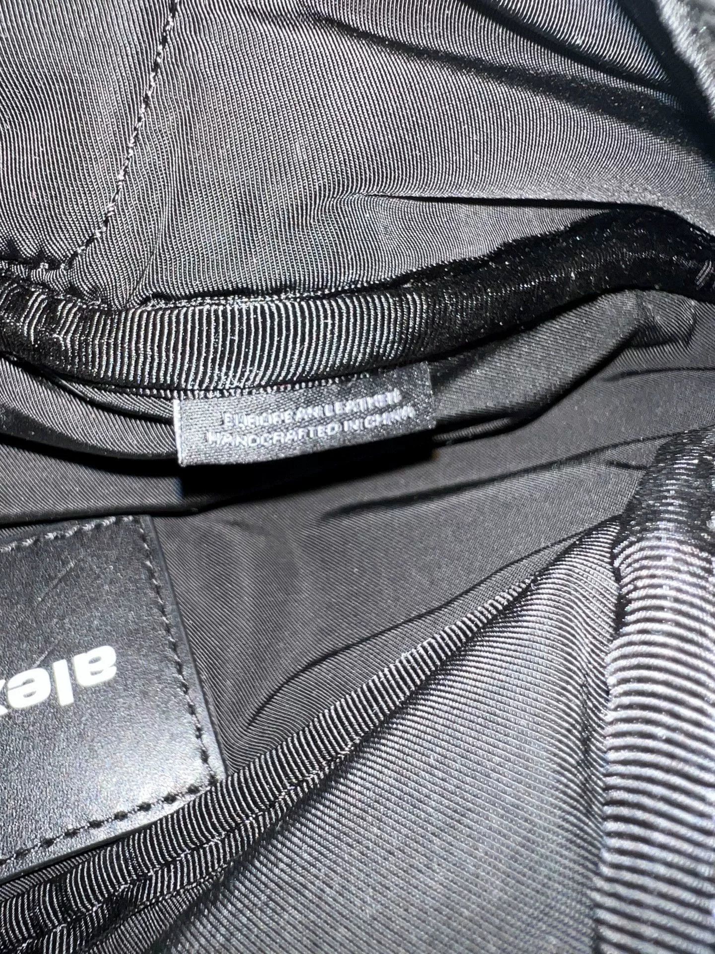 Alexander Wang Alexander Wang Black Leather Fanny Pack Size ONE SIZE - 8 Thumbnail