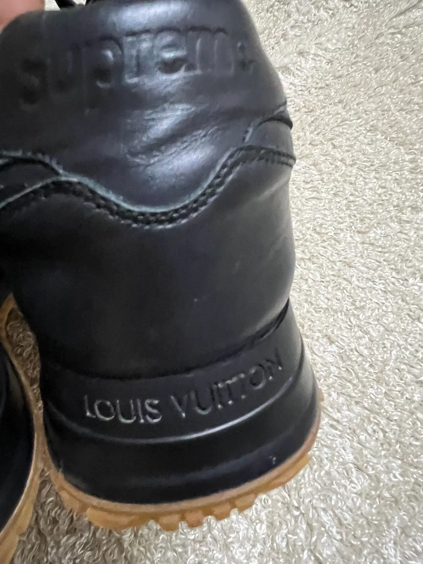 Louis Vuitton Louis Vuitton x Supreme Men's Casual Shoes Size US 8 / EU 41 - 4 Thumbnail