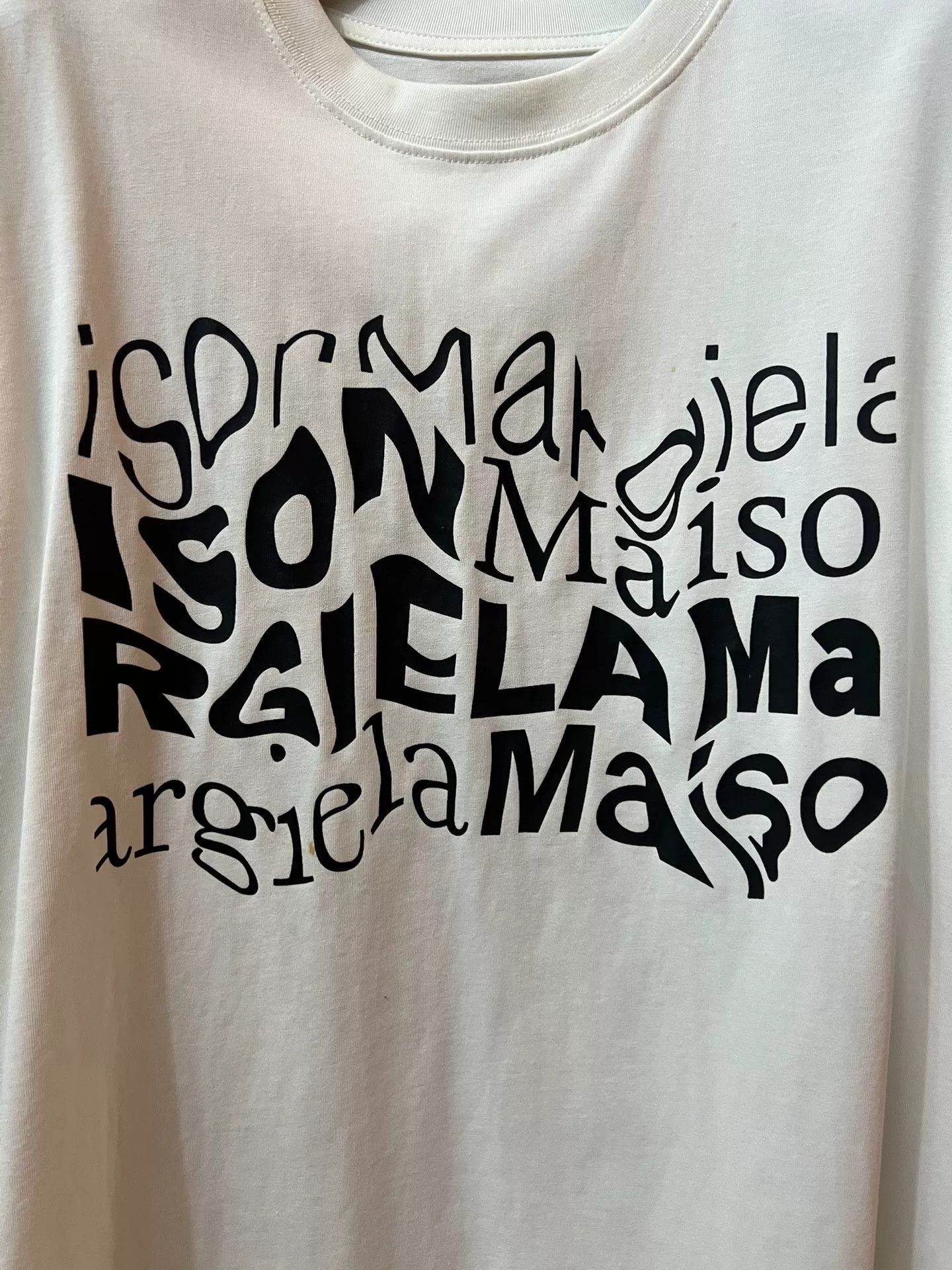 Maison Margiela Maison Margiela Men's Casual Short-Sleeve T-Shirt Size US S / EU 44-46 / 1 - 2 Thumbnail